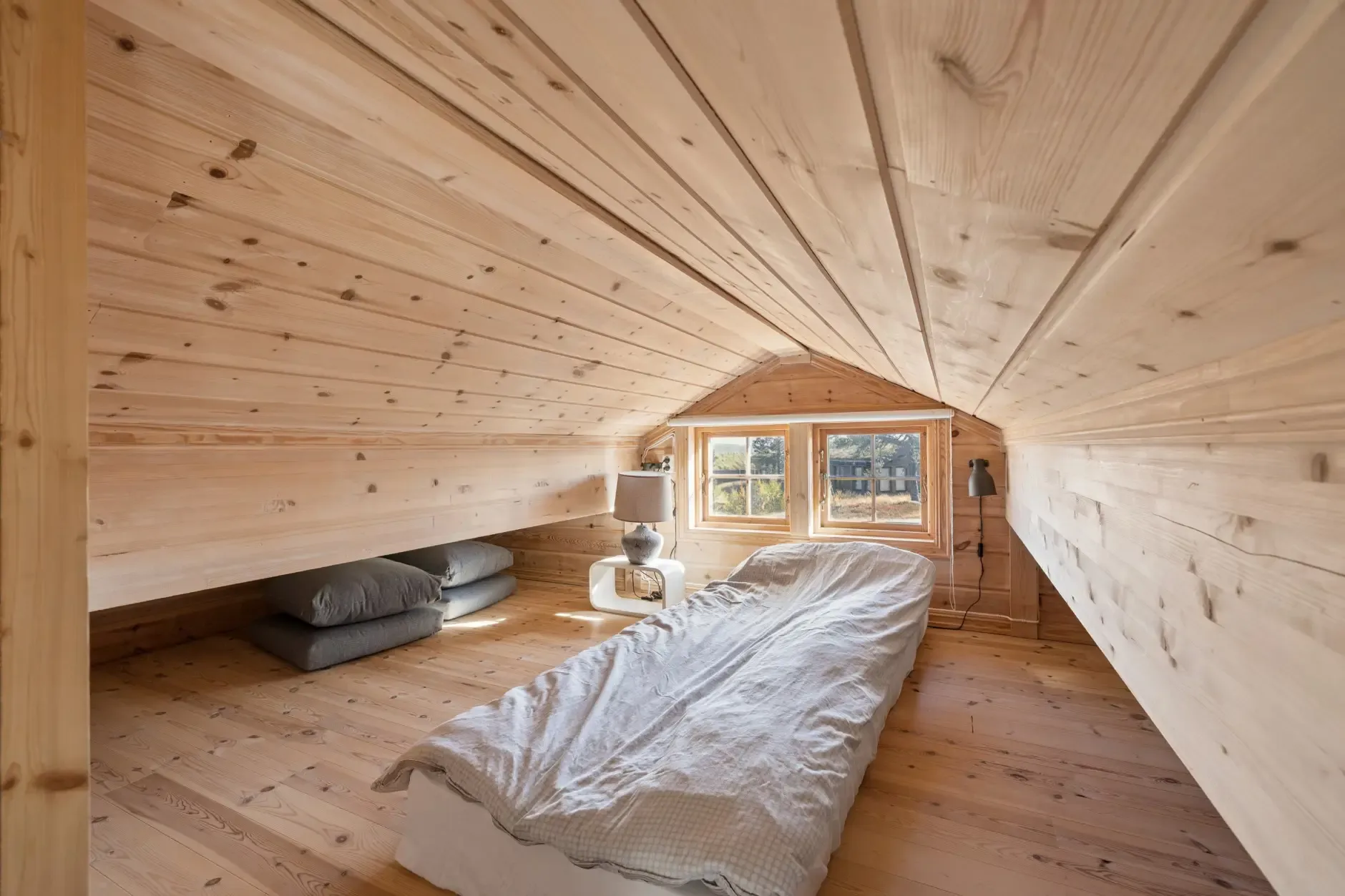 Norwegian Country House with Terrace and Mountain Views - View image 22 of 31