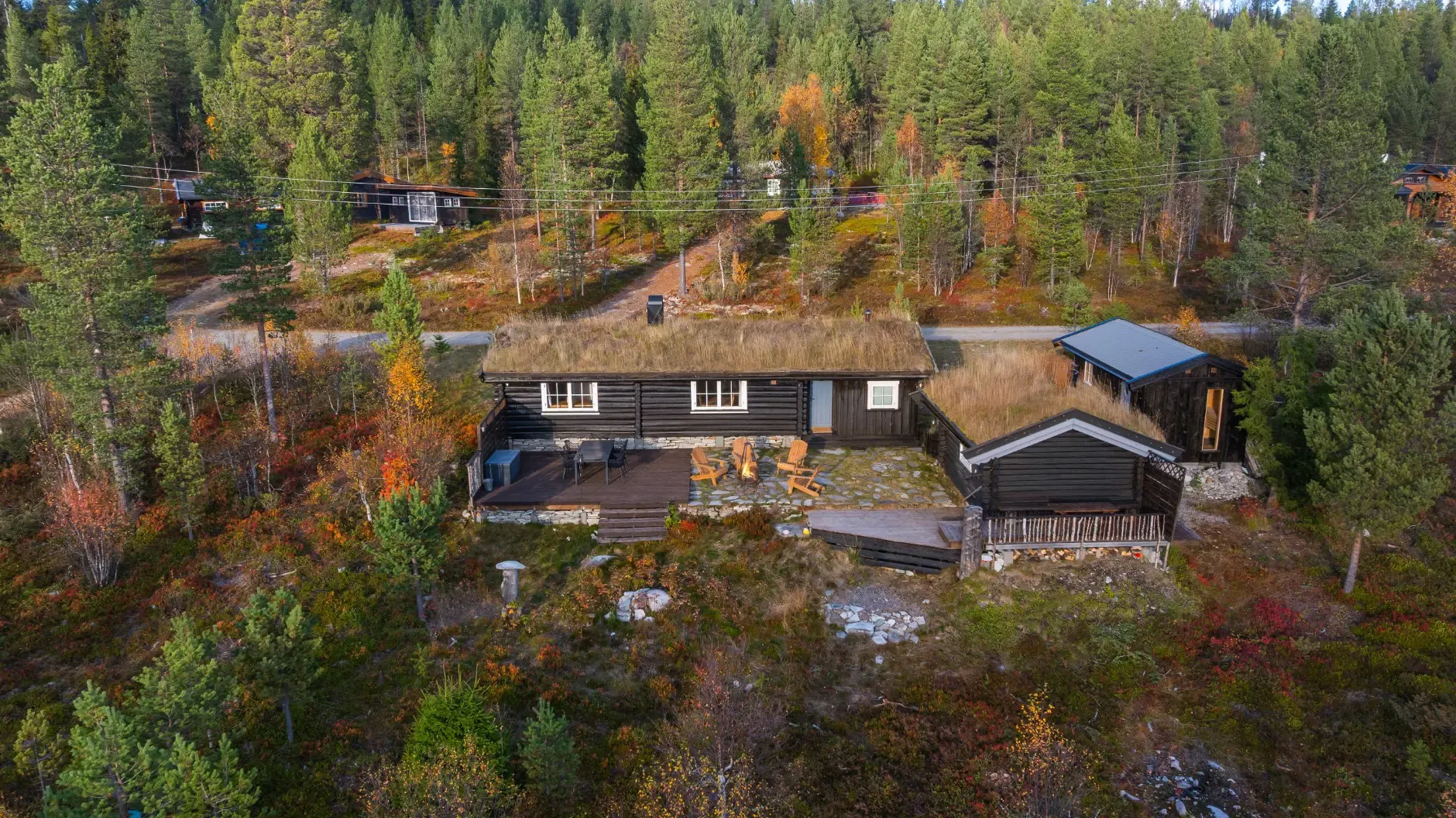 Møbleret landsted fra 1970’erne med stor grund i Engerdal, Norge - Vis billede 42 af 48