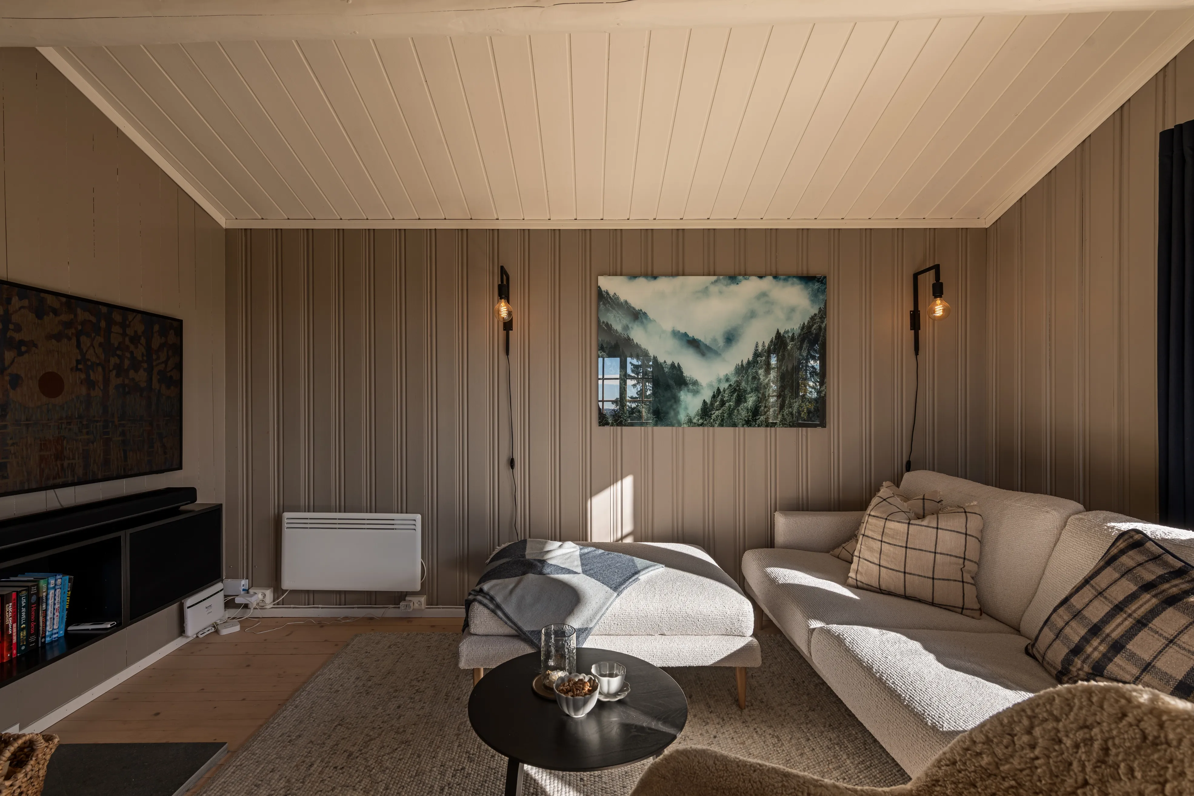 1970s Family Cabin in Nesbyen with Terrace and Garage - View image 16 of 36