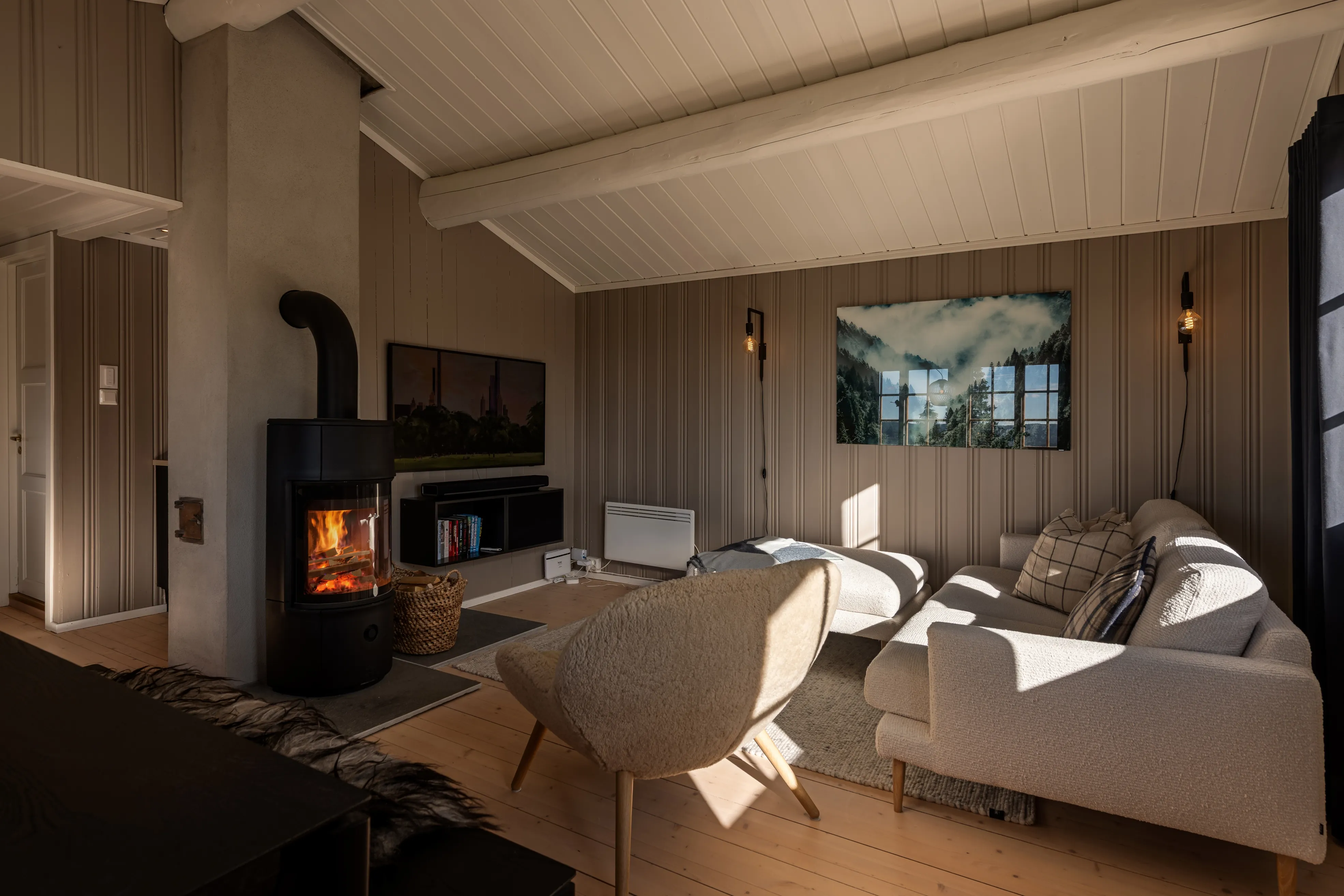 1970s Family Cabin in Nesbyen with Terrace and Garage - View image 18 of 36