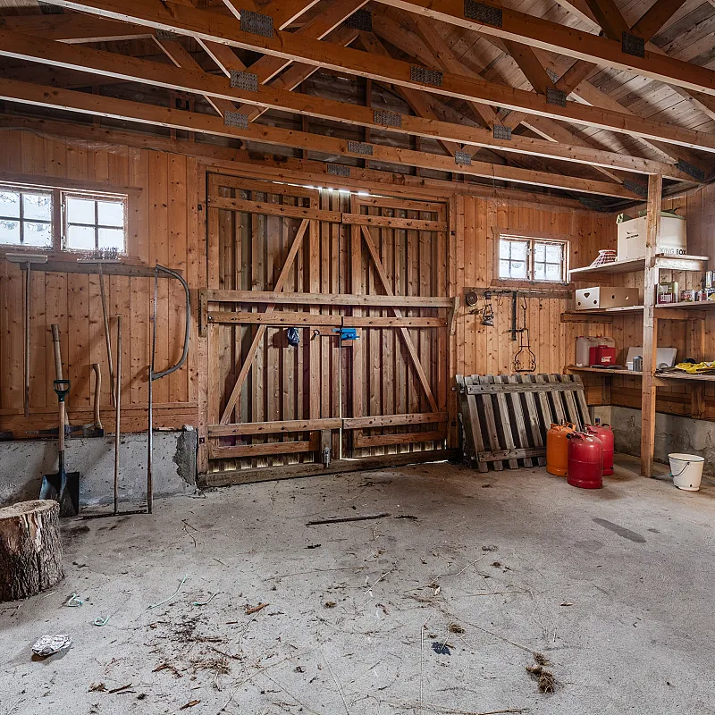 View image 17