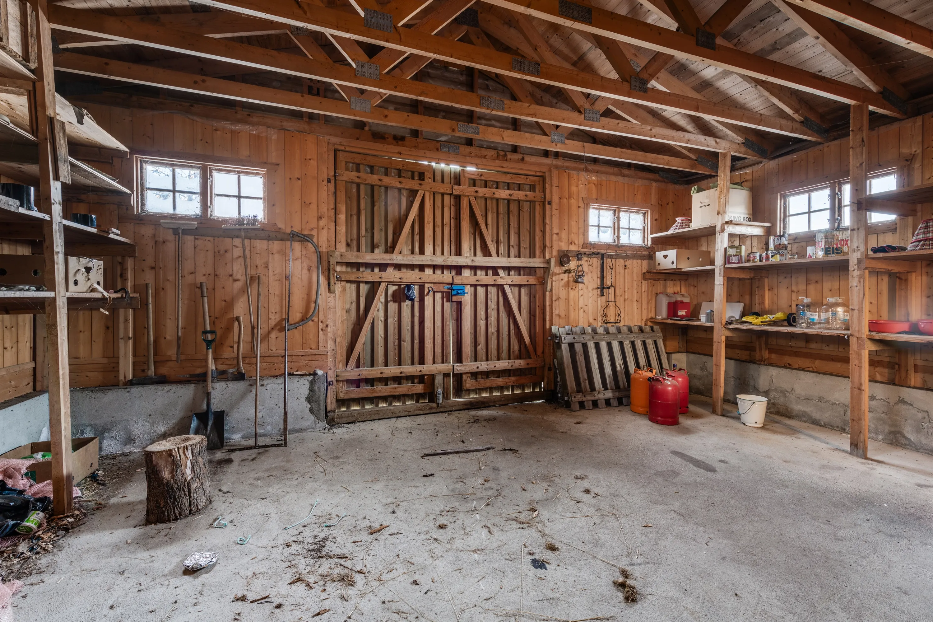 1970s Cabin with Wood Heating Near Nesbyen's Scenic Trails - View image 17 of 23