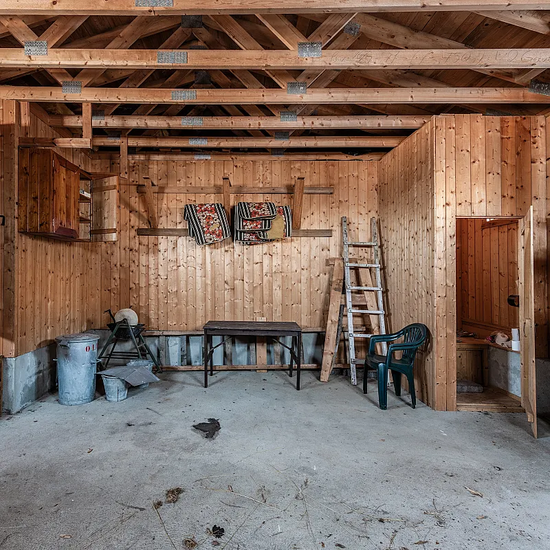 View image 18