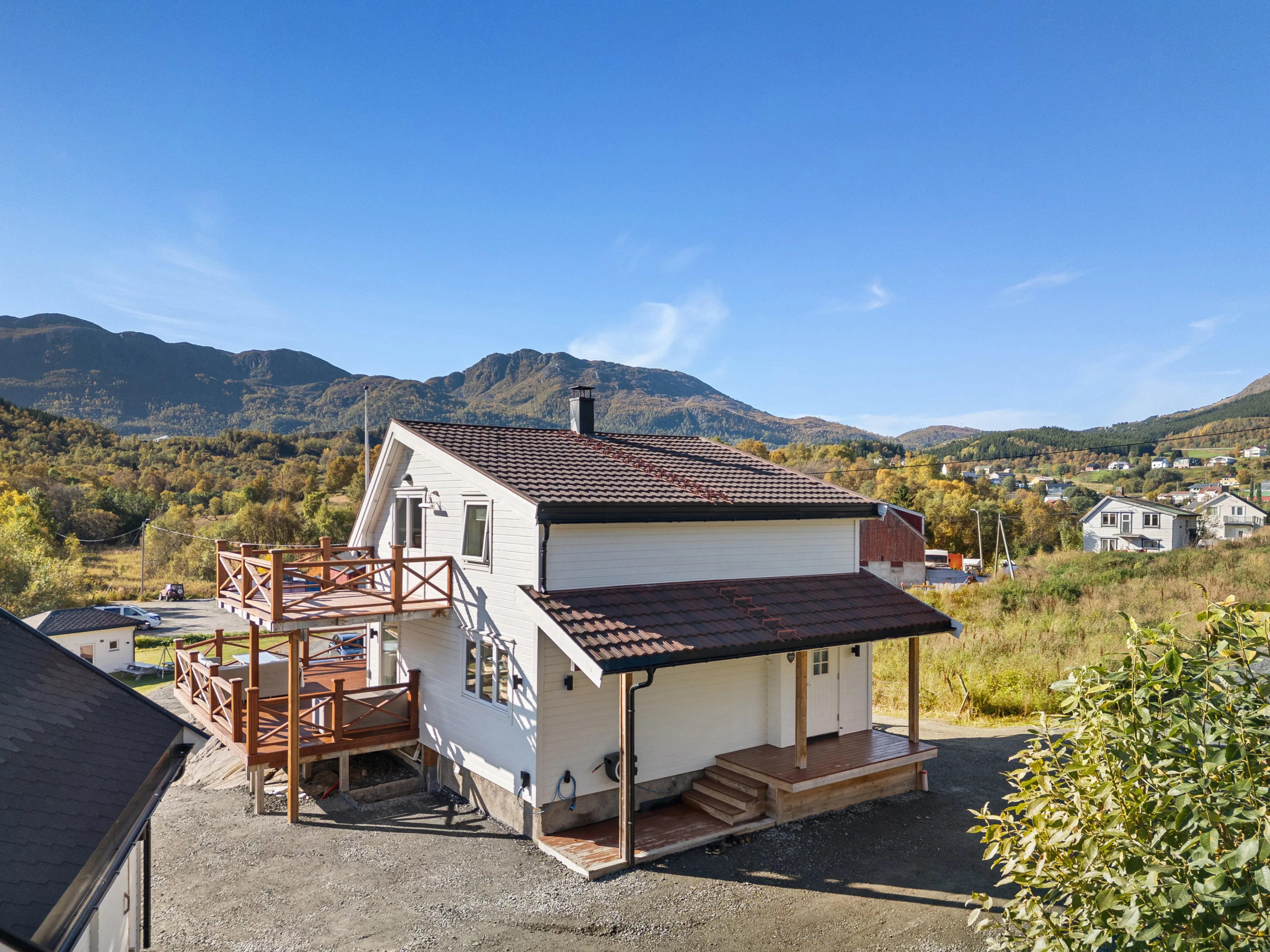 1930s Kilbotn House with Expansive Grounds and Sea Views - View image 34 of 46
