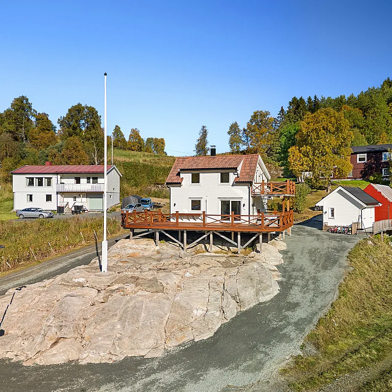 View image 35