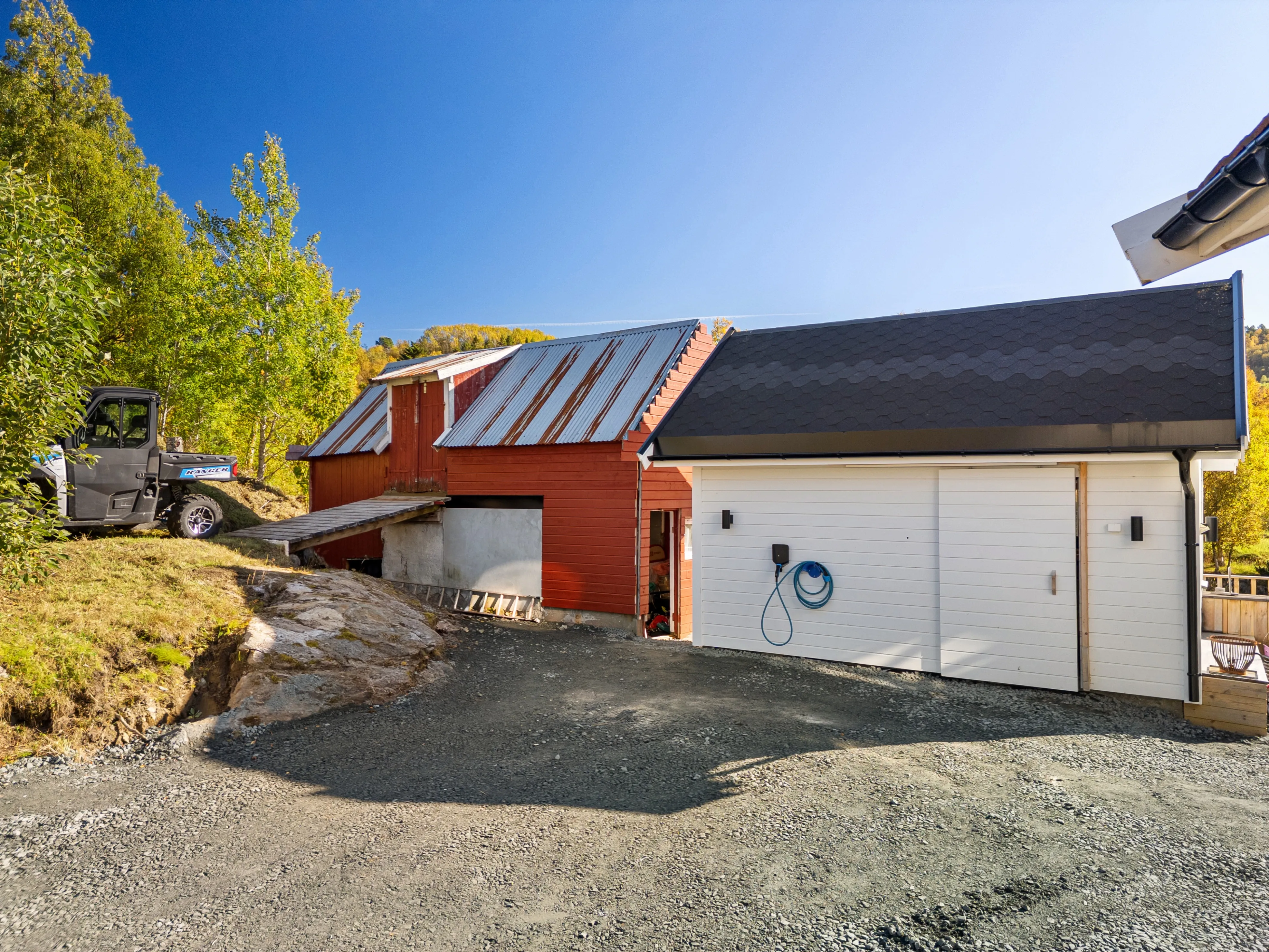 1930s Kilbotn House with Expansive Grounds and Sea Views - View image 37 of 46