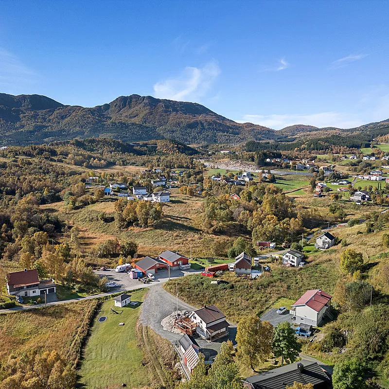 View image 40