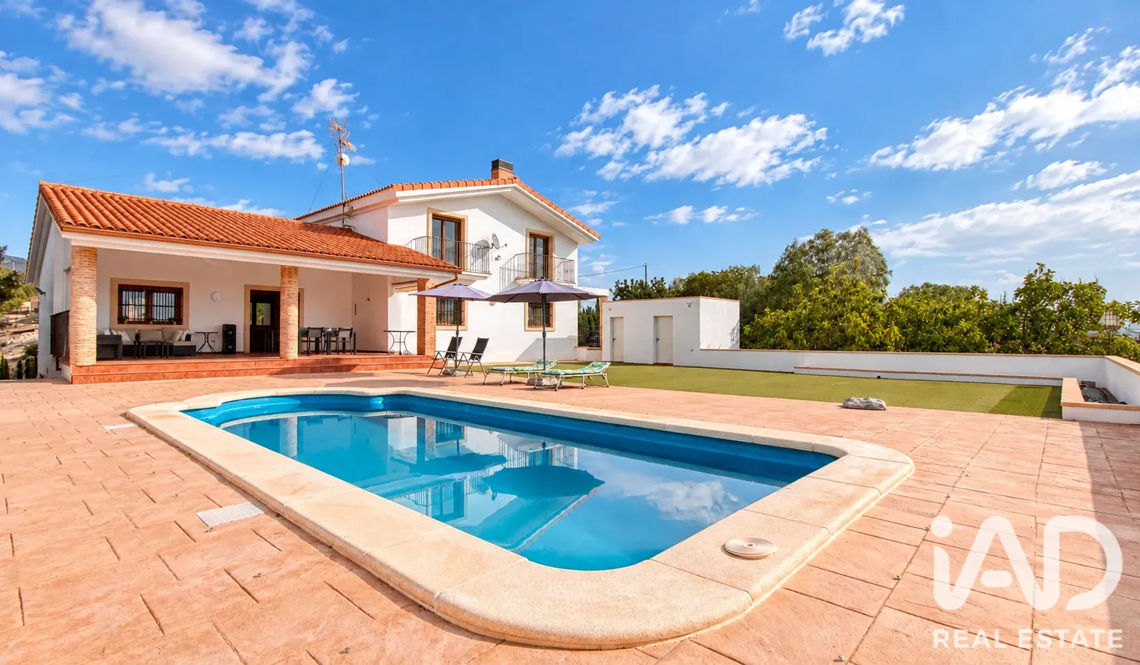 Geräumiges Haus mit 5 Schlafzimmern, Pool und Terrasse in Albatera, Alicante - Image 3