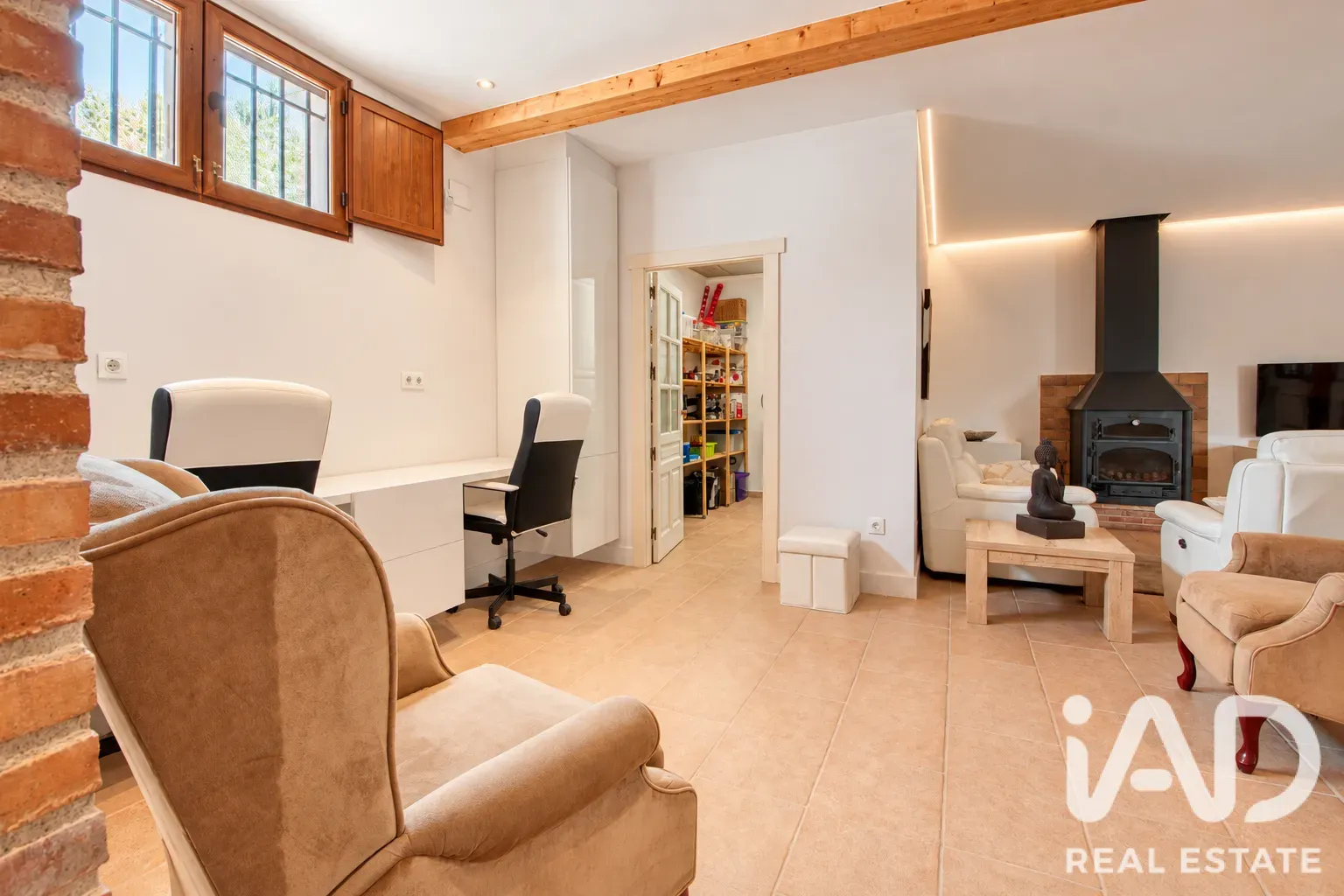 Geräumiges Haus mit 5 Schlafzimmern, Pool und Terrasse in Albatera, Alicante - Bild 14 von 39 anzeigen