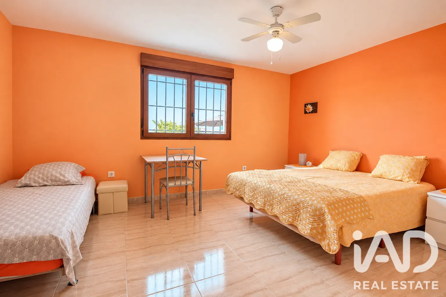 Geräumiges Haus mit 5 Schlafzimmern, Pool und Terrasse in Albatera, Alicante - Bild 26 von 39 anzeigen