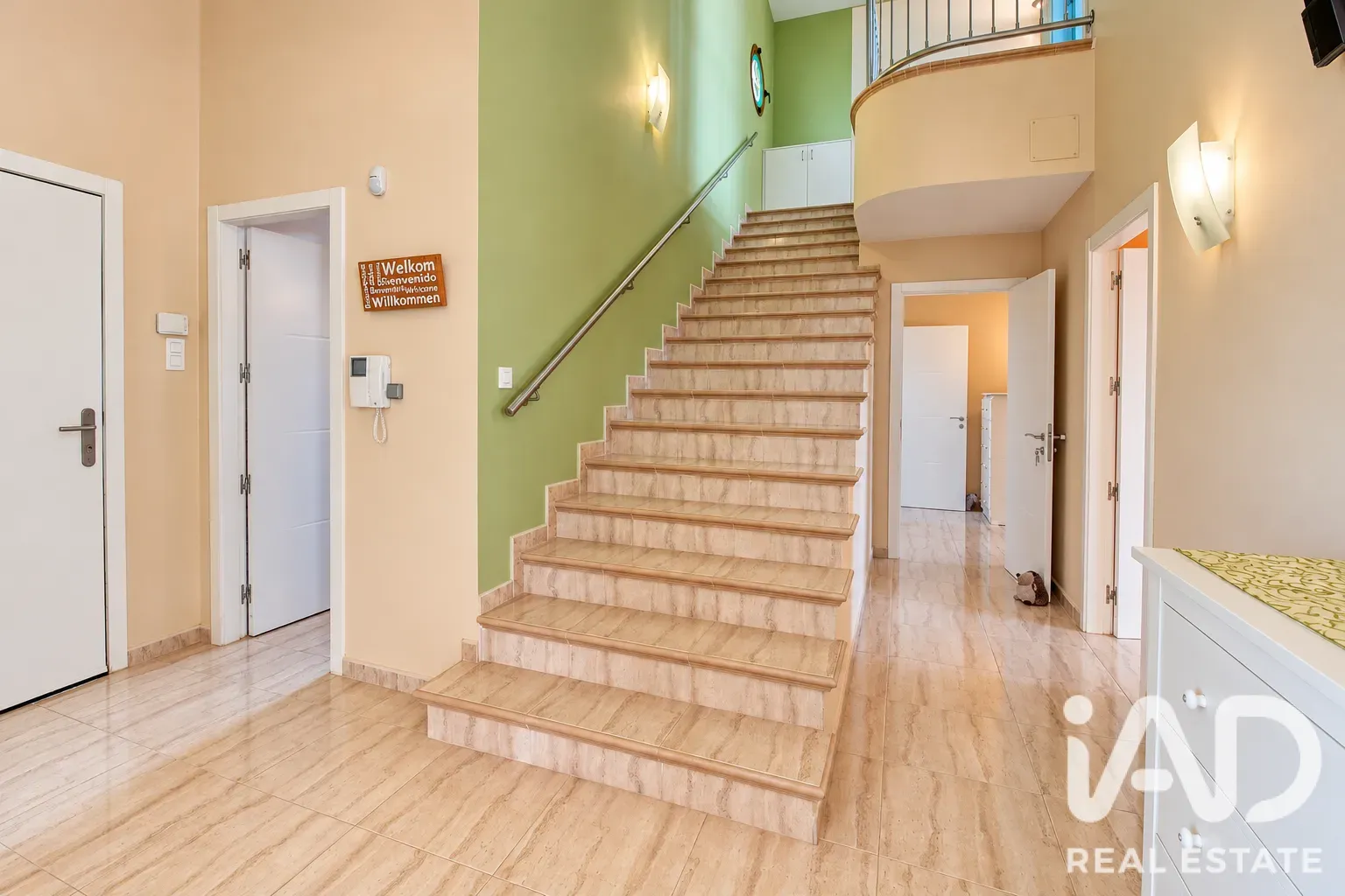 Geräumiges Haus mit 5 Schlafzimmern, Pool und Terrasse in Albatera, Alicante - Bild 32 von 39 anzeigen
