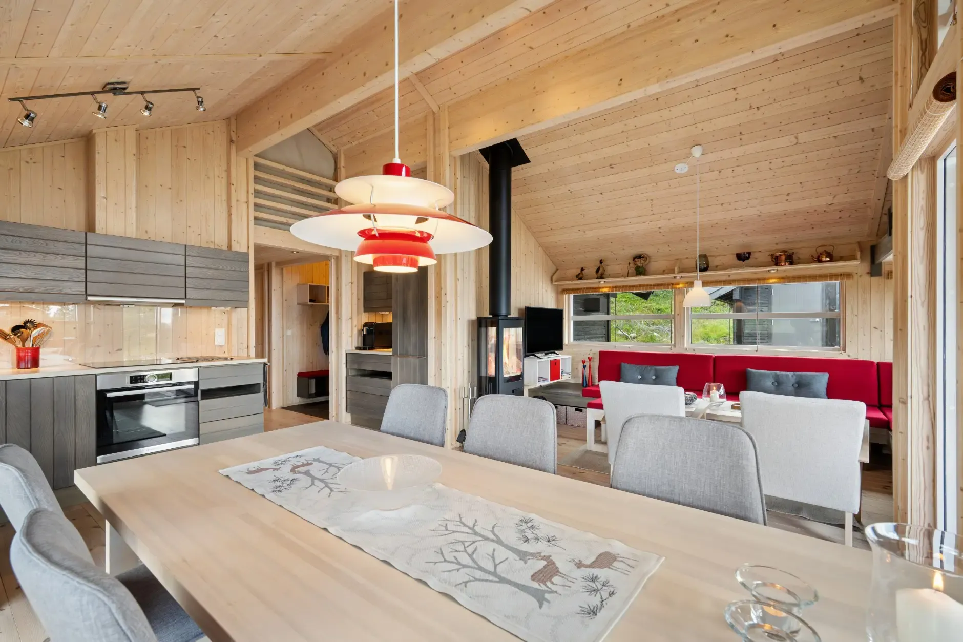 Contemporary 3-Bedroom Country House with Expansive Garden in Eggedal, Norway - View image 12 of 34