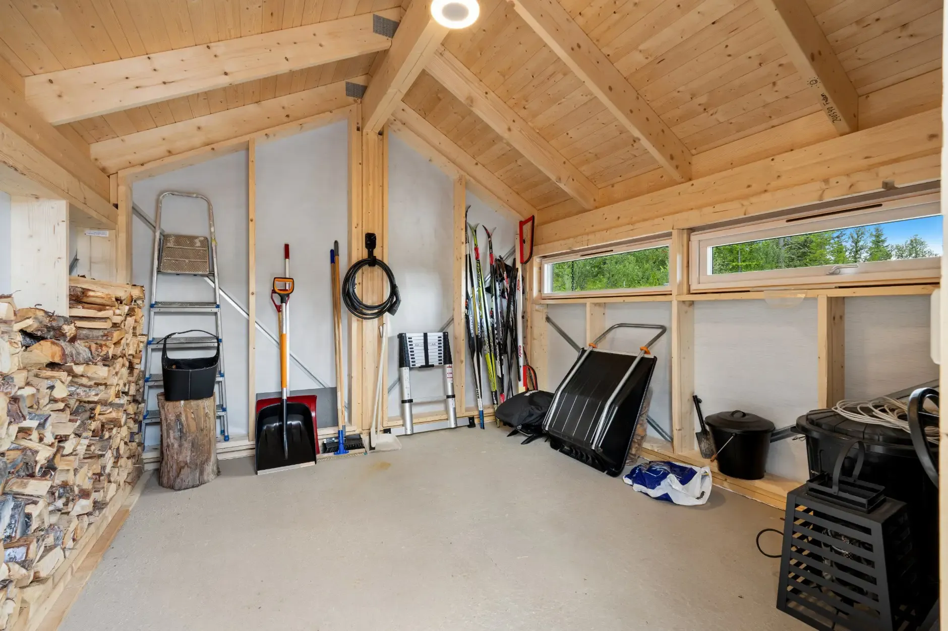 Contemporary 3-Bedroom Country House with Expansive Garden in Eggedal, Norway - View image 26 of 34