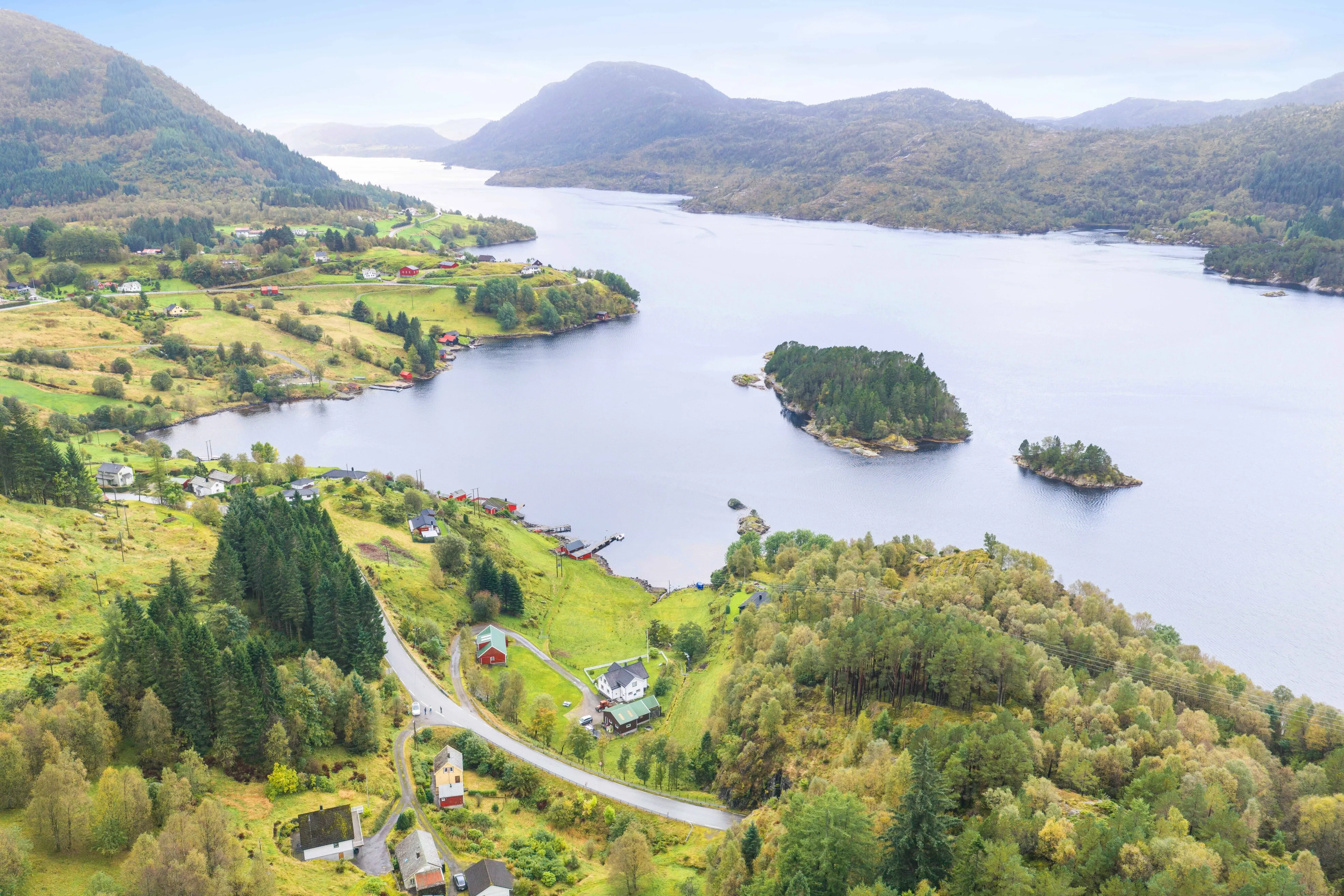 1936 Cabin in Dalsøyra with Restoration Potential and Wood Heating - View image 37 of 38