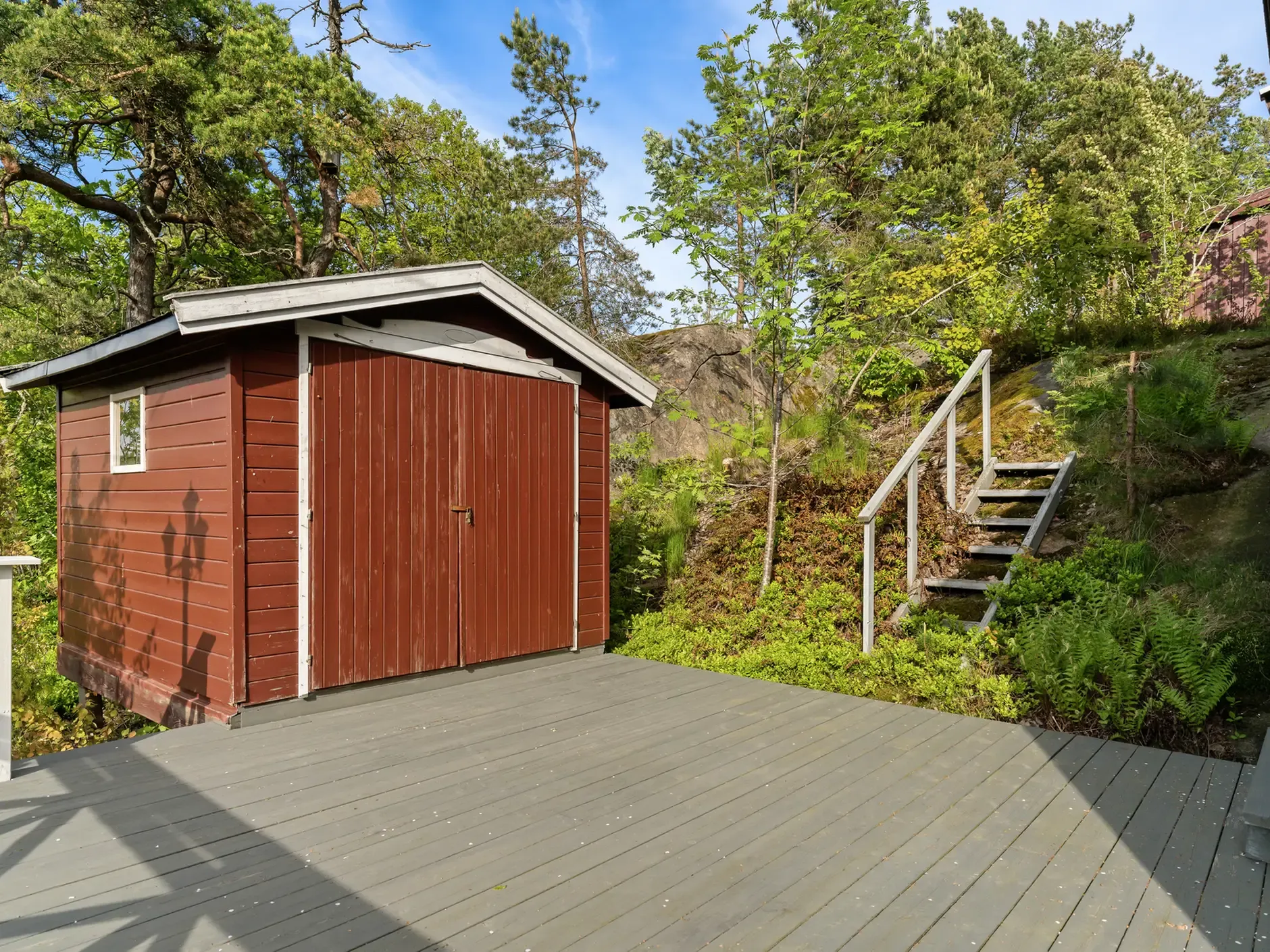 1950s Fredrikstad House with Expansive Garden and Terrace - View image 17 of 51