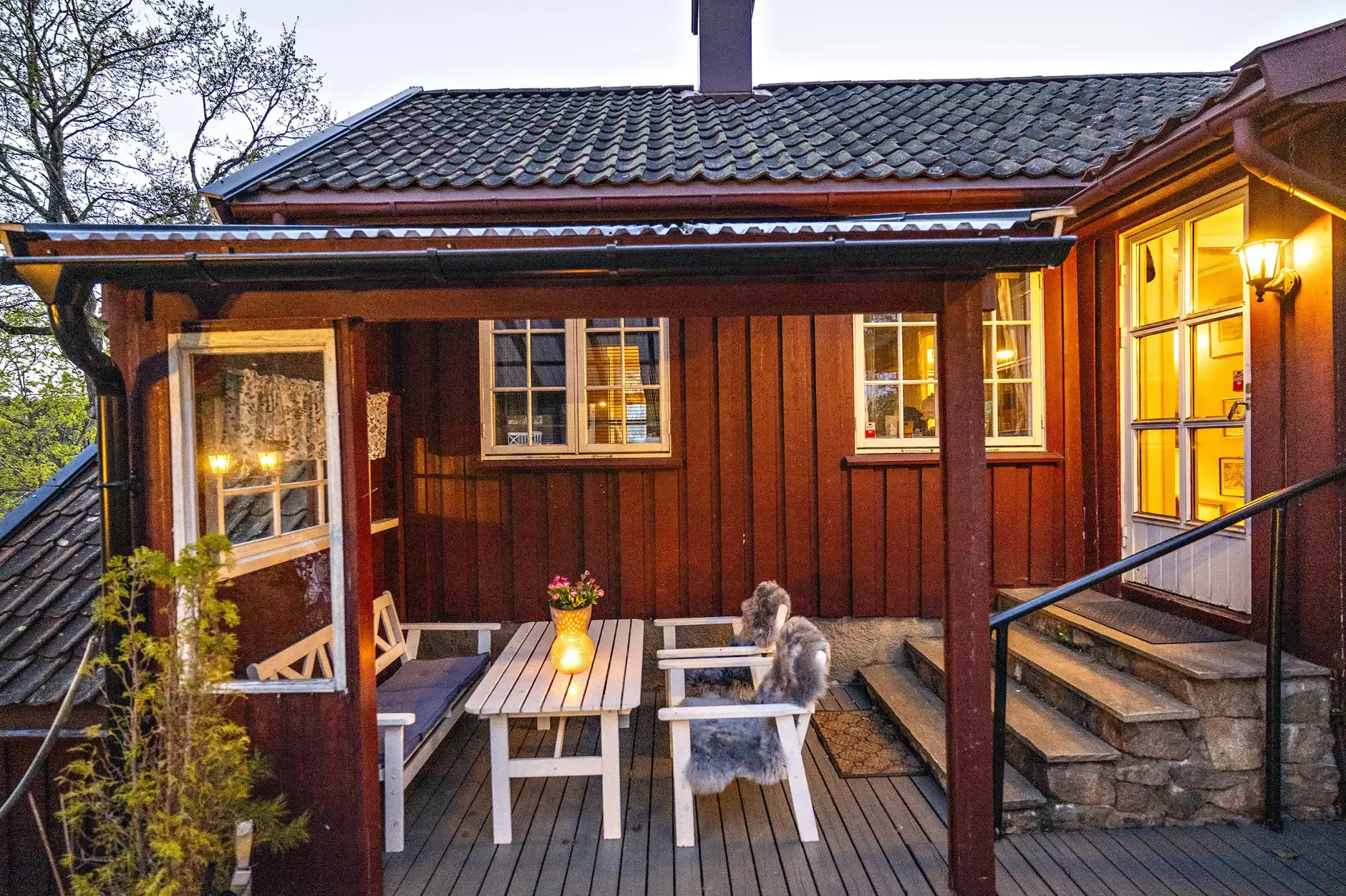 1950s Fredrikstad House with Expansive Garden and Terrace - View image 40 of 51