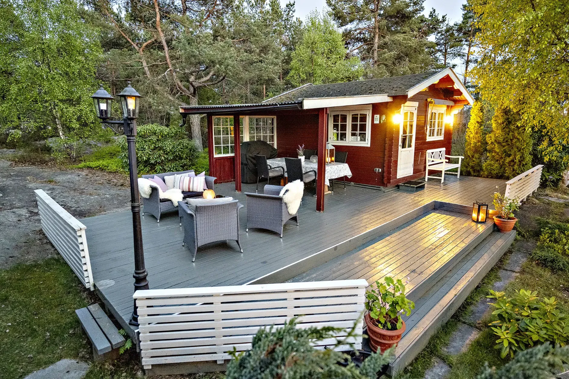 1950s Fredrikstad House with Expansive Garden and Terrace - View image 42 of 51