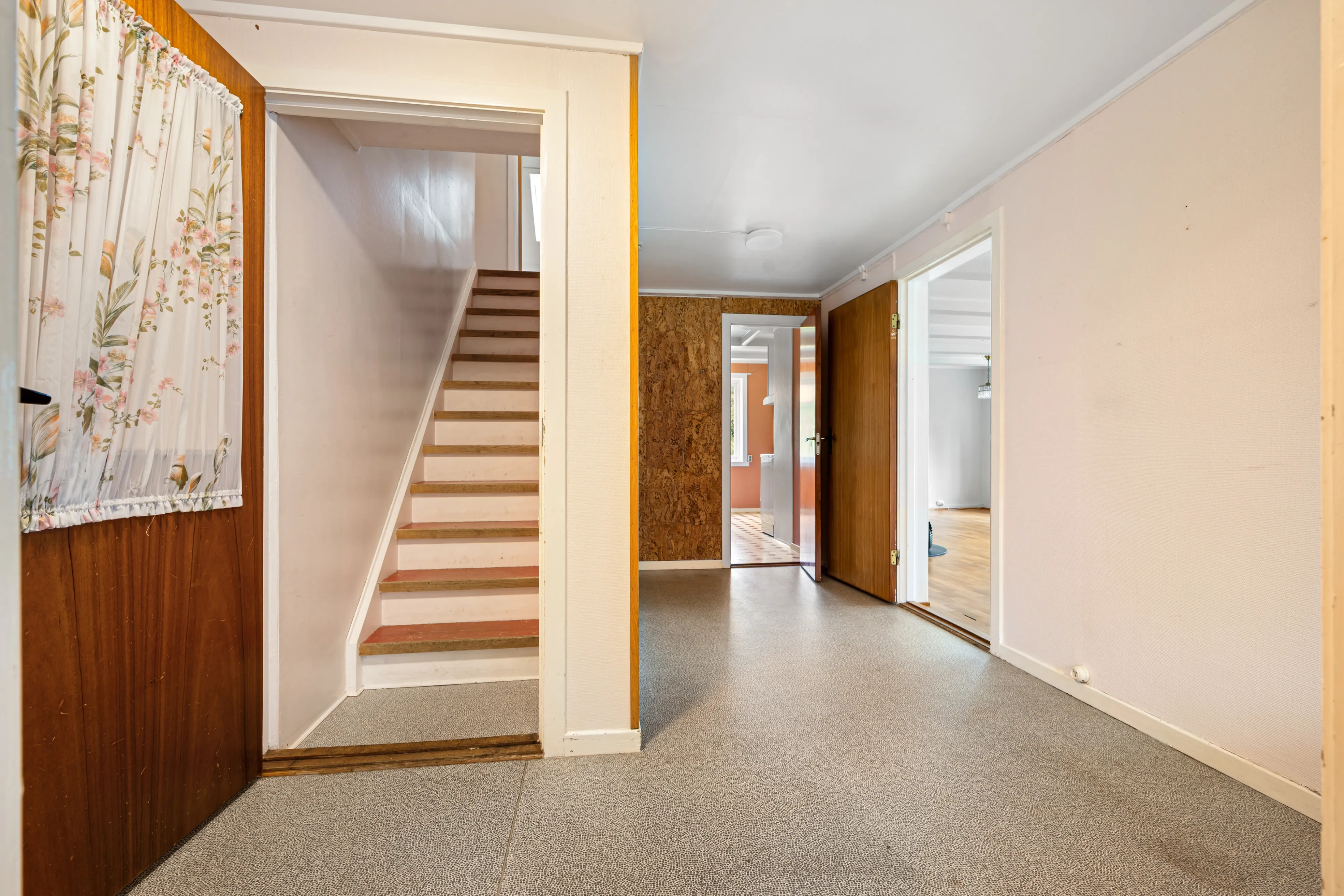 1910 Harstad House with Sea Views, Modern Kitchen and Spacious Grounds - View image 21 of 44