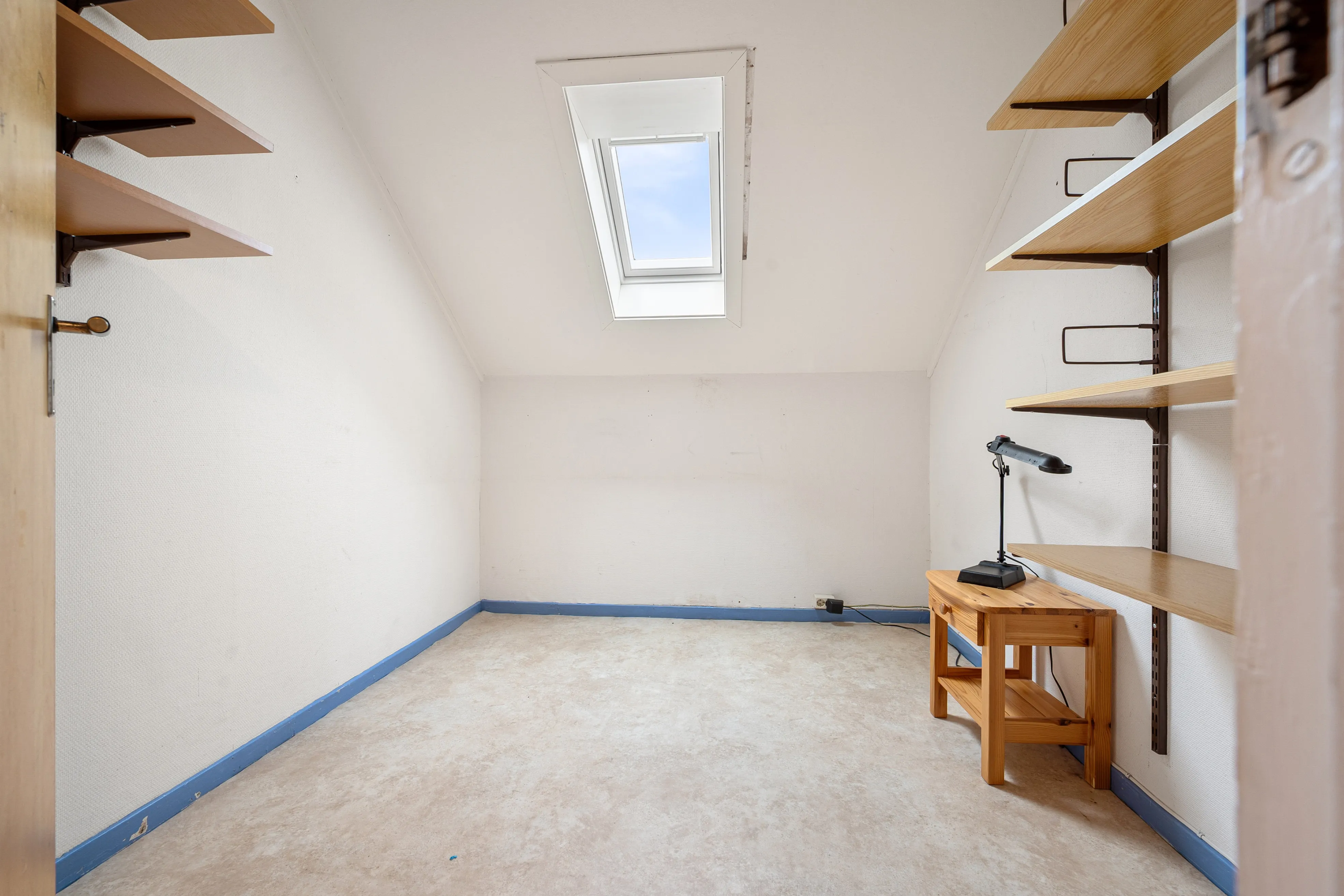 1910 Harstad House with Sea Views, Modern Kitchen and Spacious Grounds - View image 31 of 44
