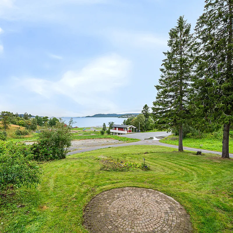 View image 39