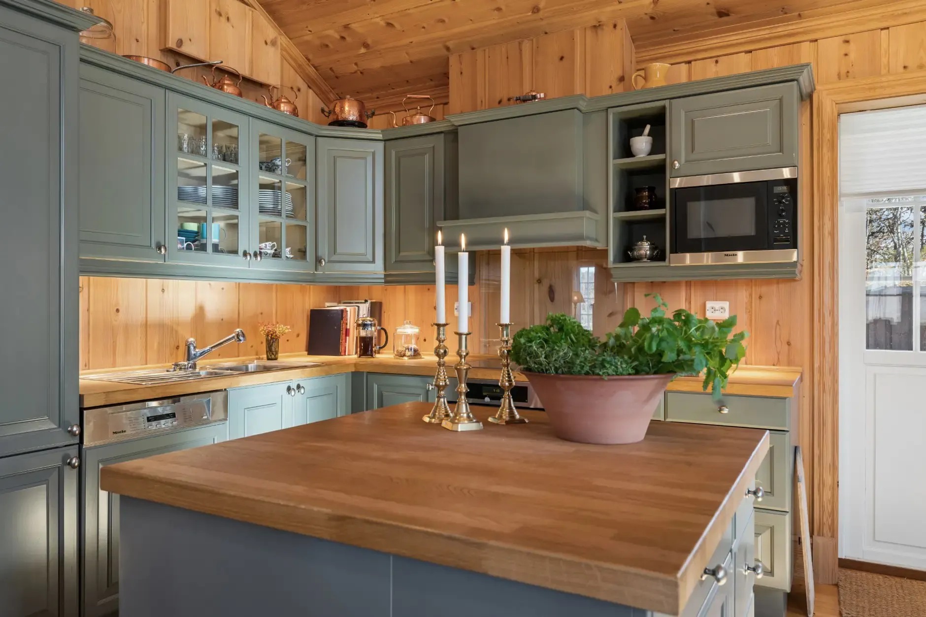 Architect-Designed 5-Bed Country House in Rauland with Mountain Access - View image 11 of 41