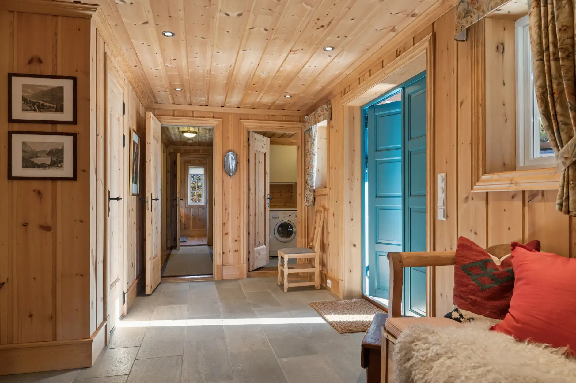 Architect-Designed 5-Bed Country House in Rauland with Mountain Access - View image 24 of 41