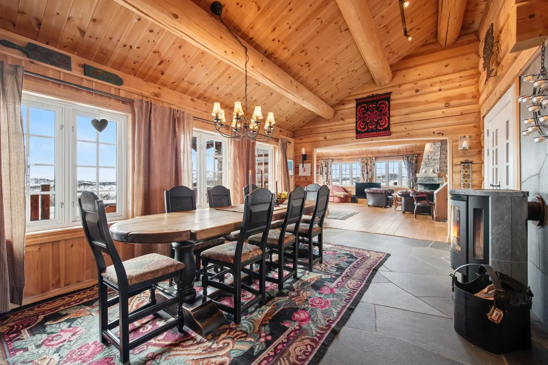 Spacious 4-Bedroom Country House with Expansive Lot in Norway's Telemark Region - View image 10 of 50