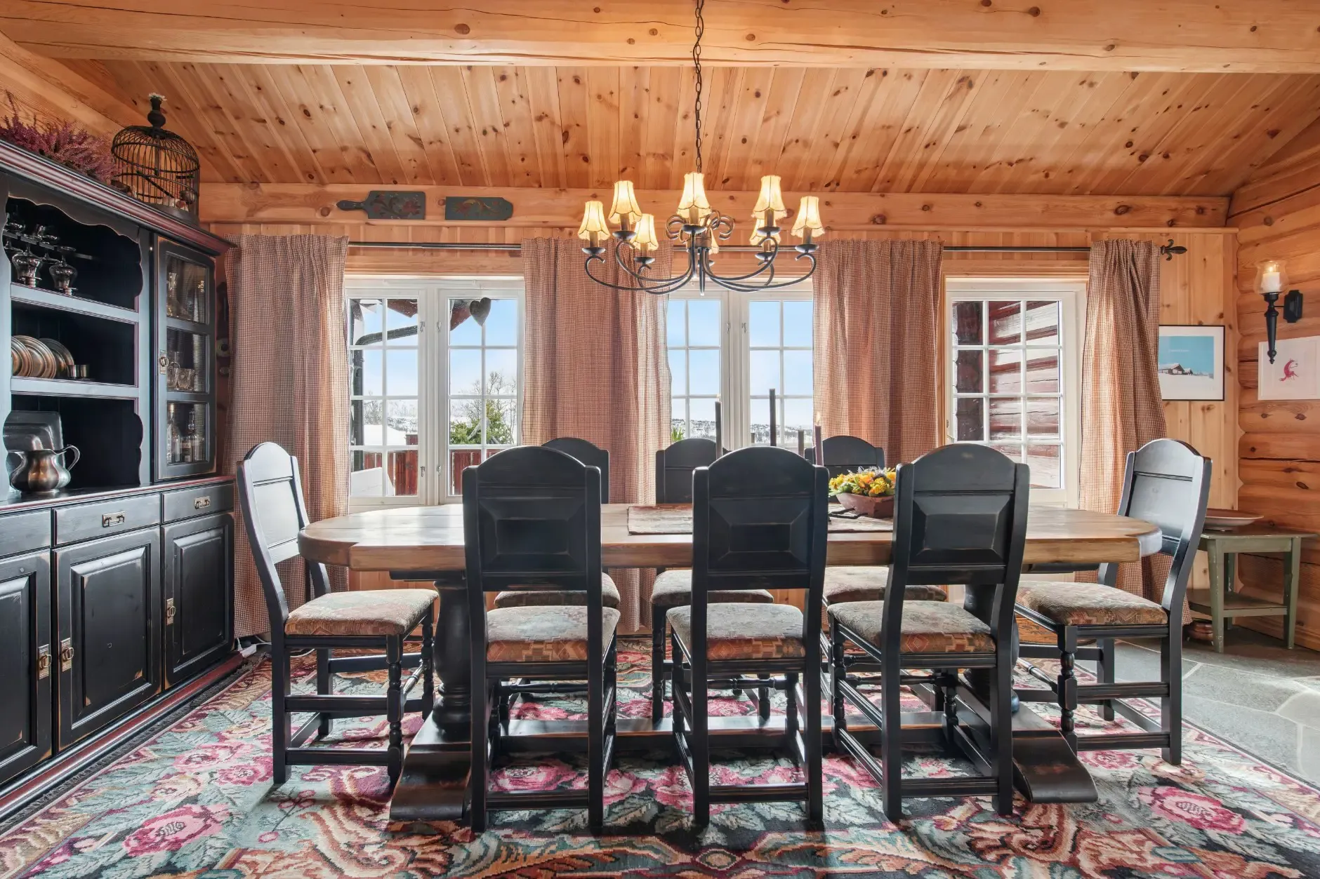 Spacious 4-Bedroom Country House with Expansive Lot in Norway's Telemark Region - View image 11 of 50