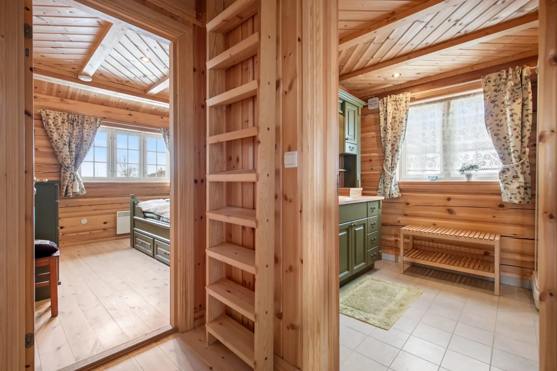 Spacious 4-Bedroom Country House with Expansive Lot in Norway's Telemark Region - View image 17 of 50