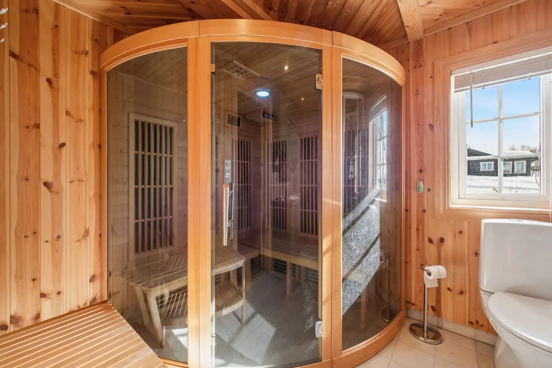 Spacious 4-Bedroom Country House with Expansive Lot in Norway's Telemark Region - View image 26 of 50