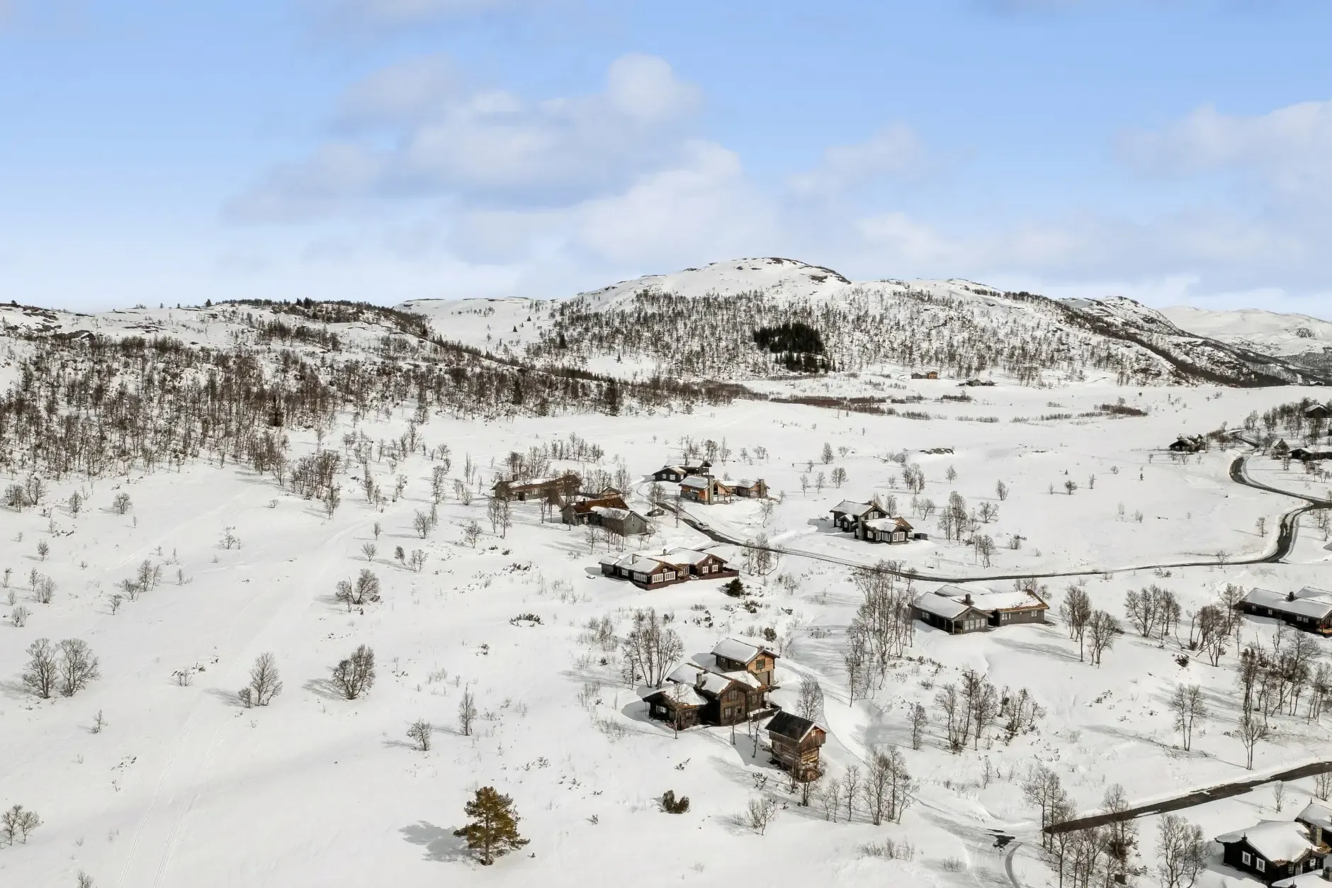 Spacious 4-Bedroom Country House with Expansive Lot in Norway's Telemark Region - View image 47 of 50
