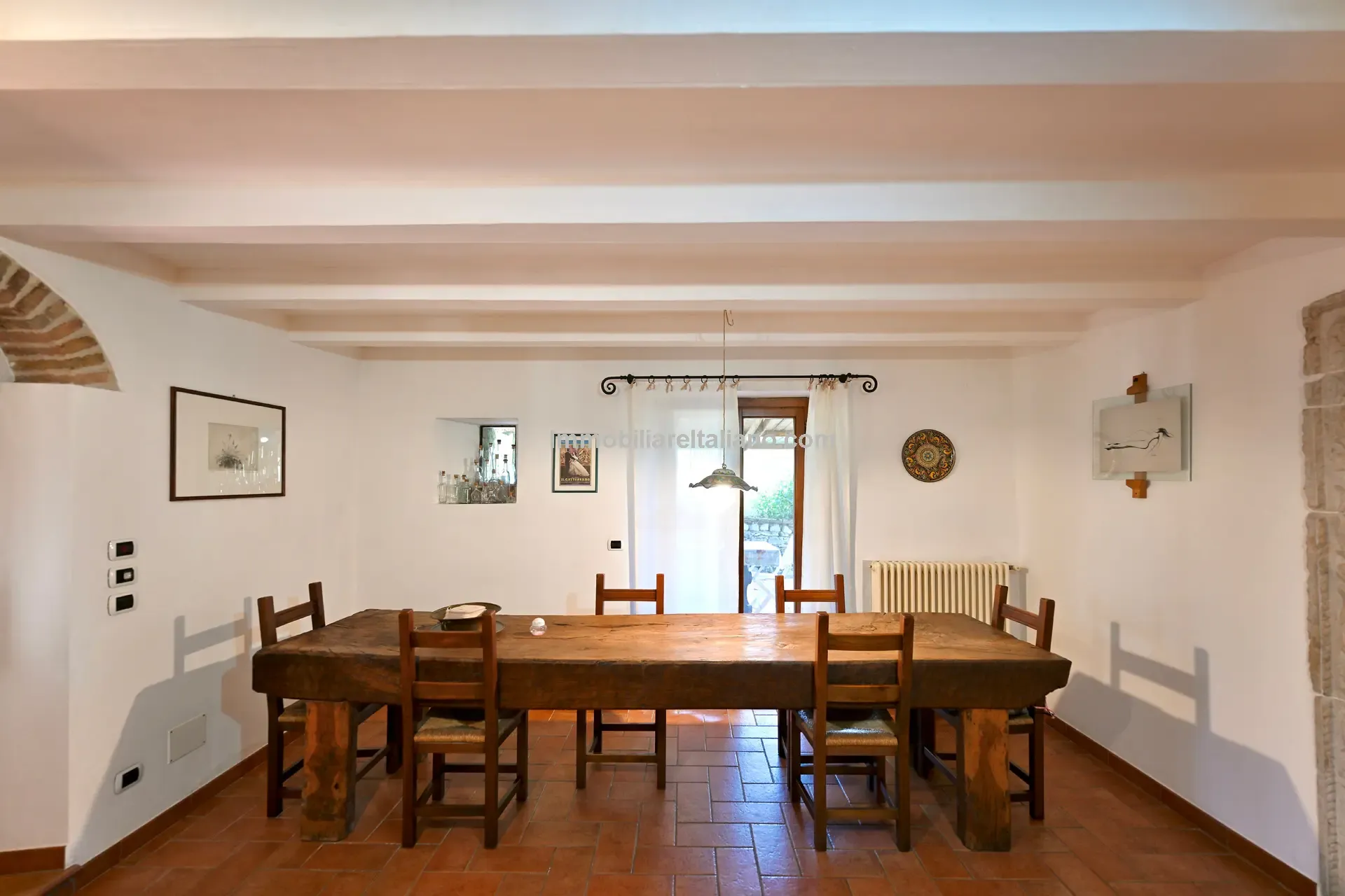 Spacious 5-Bedroom Farmhouse with Garden in Scenic Anghiari, Tuscany - View image 19 of 66