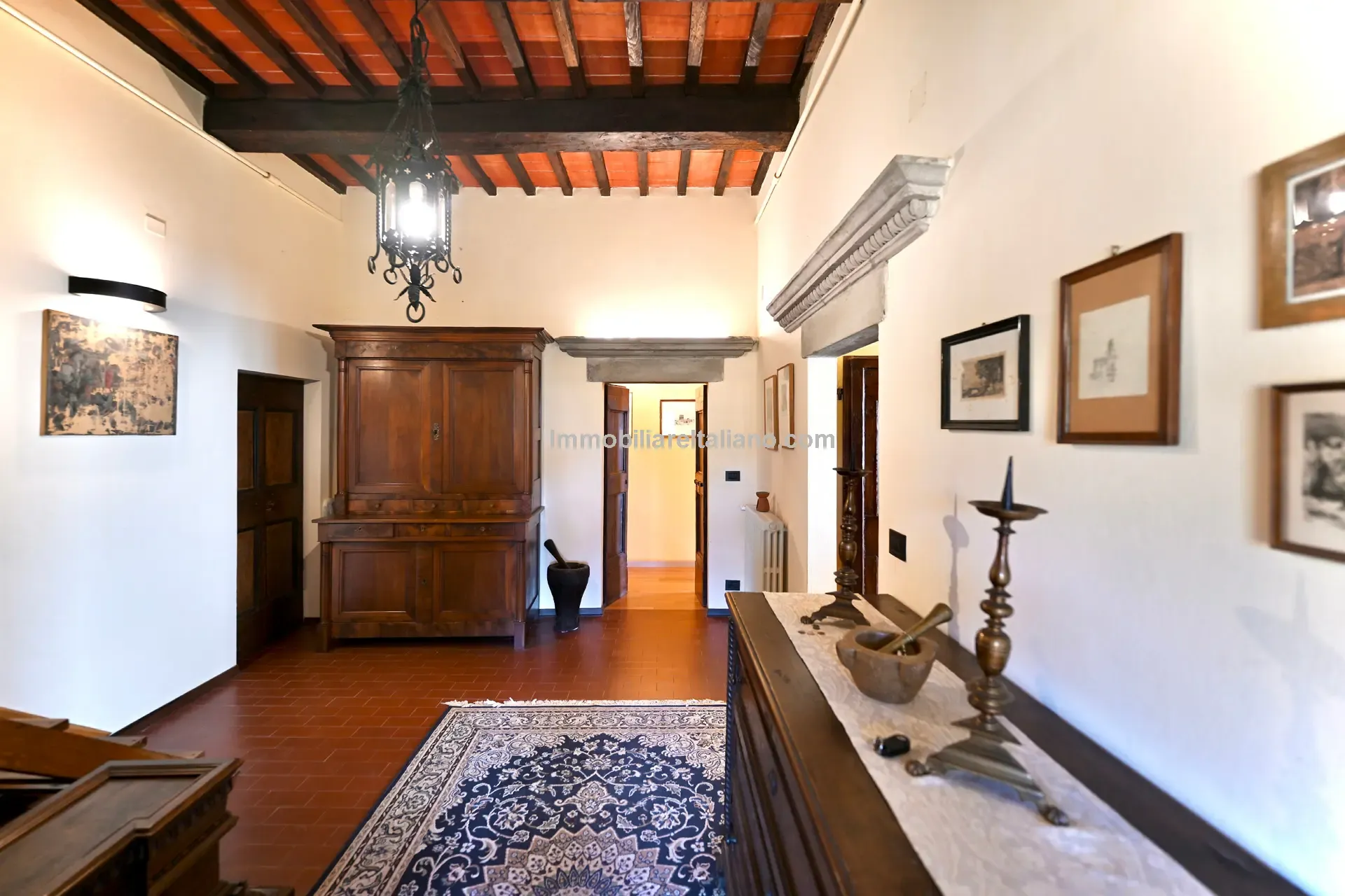Spacious 5-Bedroom Farmhouse with Garden in Scenic Anghiari, Tuscany - View image 37 of 66