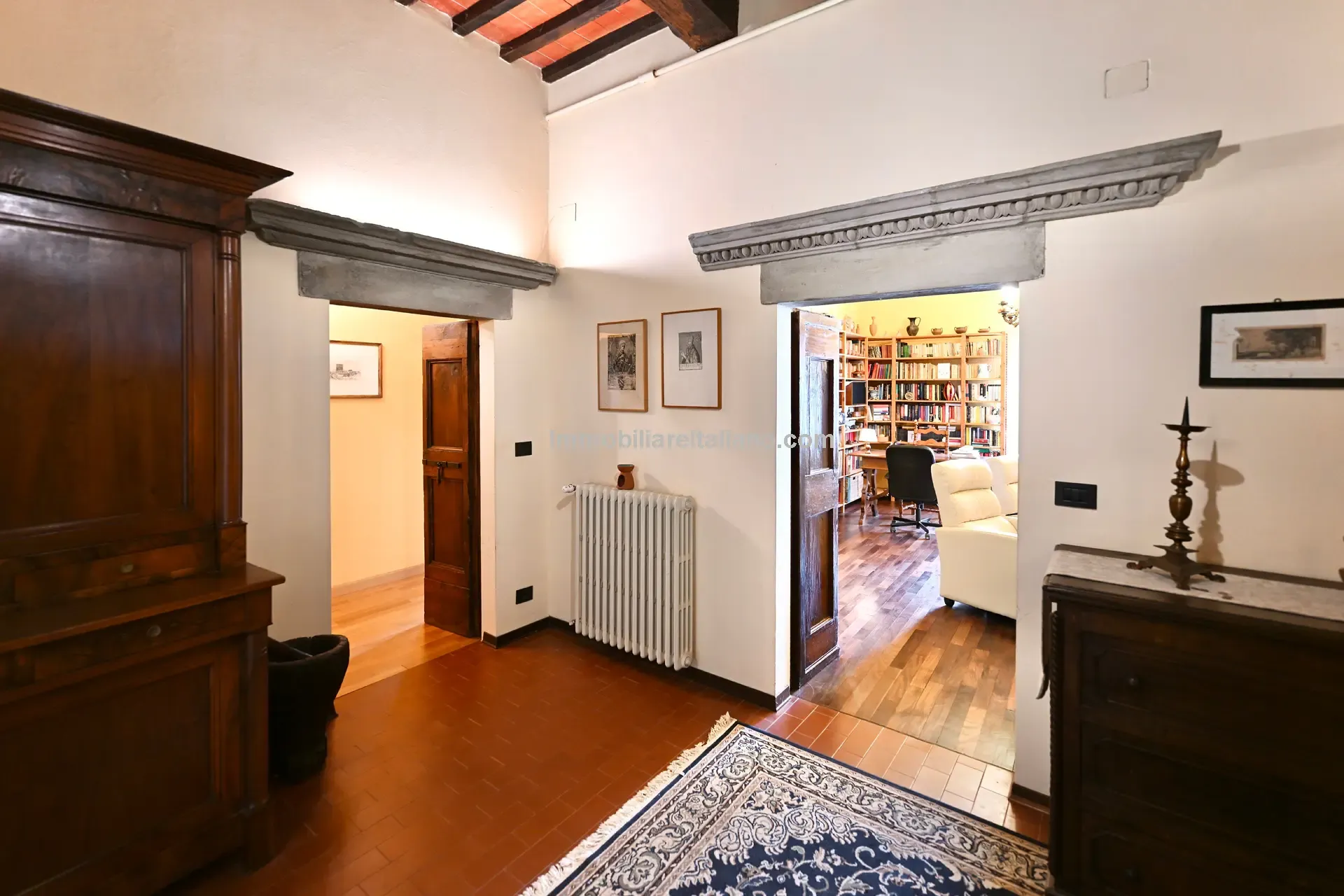 Spacious 5-Bedroom Farmhouse with Garden in Scenic Anghiari, Tuscany - View image 39 of 66