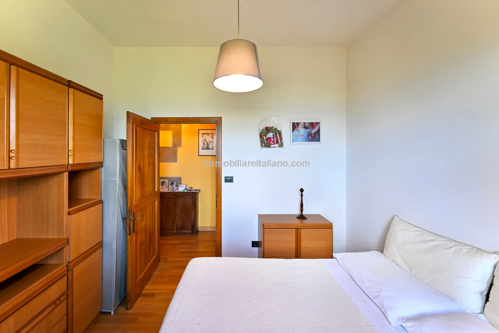 Spacious 5-Bedroom Farmhouse with Garden in Scenic Anghiari, Tuscany - View image 50 of 66