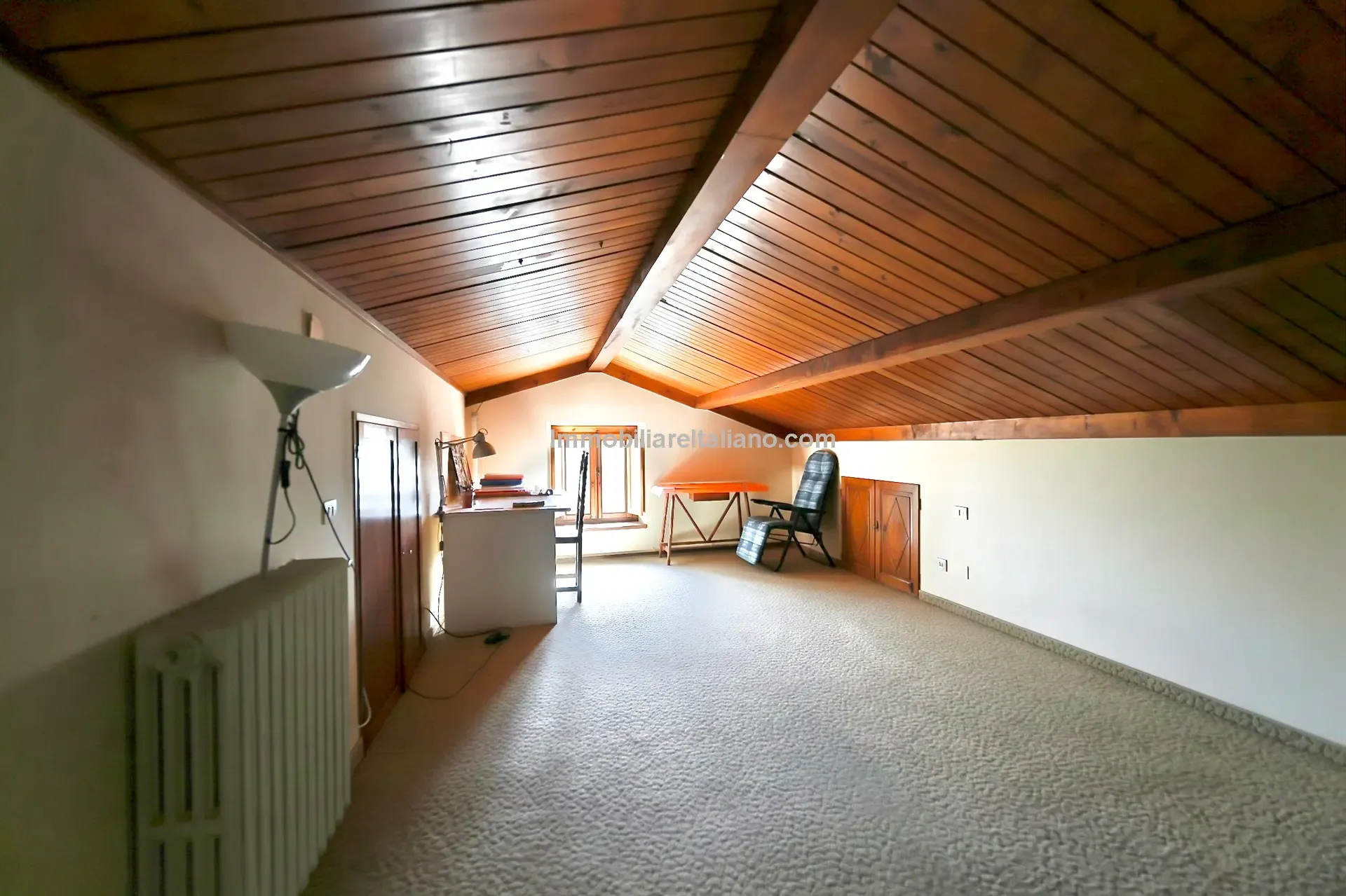 Spacious 5-Bedroom Farmhouse with Garden in Scenic Anghiari, Tuscany - View image 58 of 66