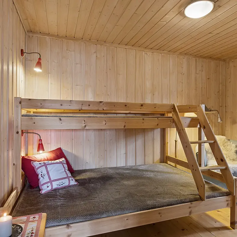 View image 17