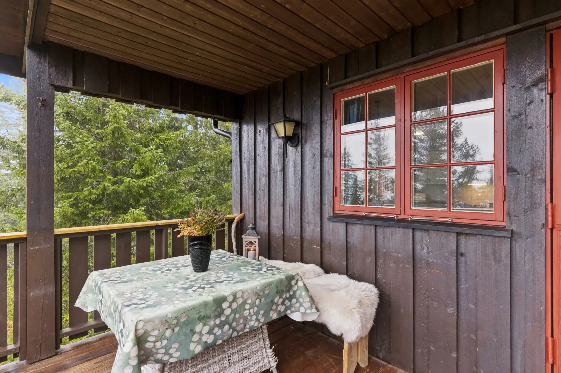 1970s Norwegian Cabin with Terrace and Scenic Trails - View image 26 of 30