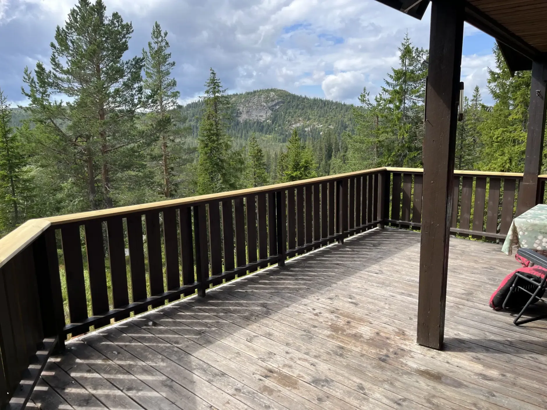 1970s Norwegian Cabin with Terrace and Scenic Trails - View image 28 of 30