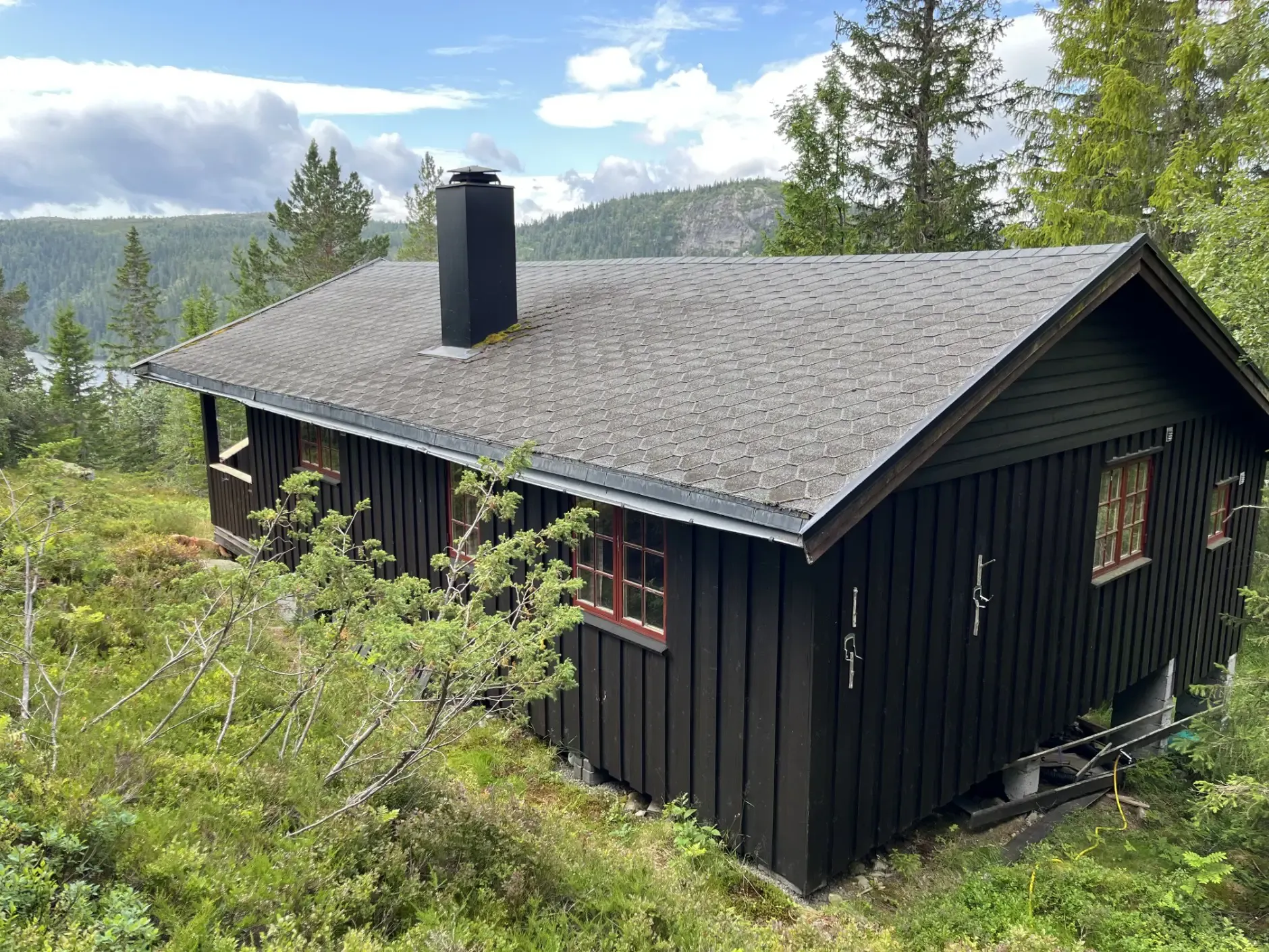 1970s Norwegian Cabin with Terrace and Scenic Trails - View image 30 of 30