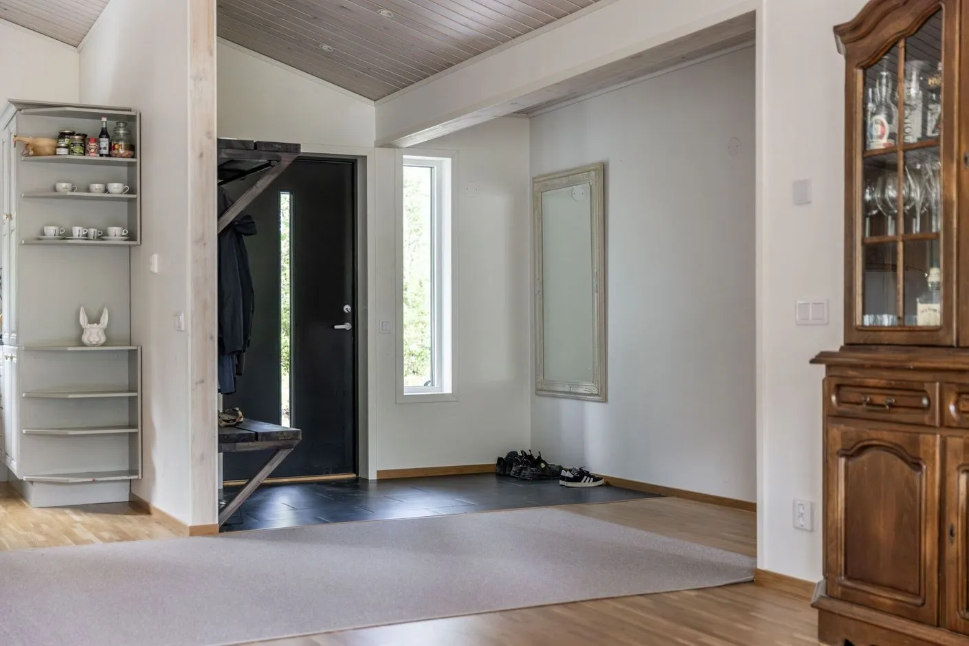 Contemporary 3-Bedroom House with Expansive Garden in Scenic Funäsdalen, Sweden - View image 19 of 34