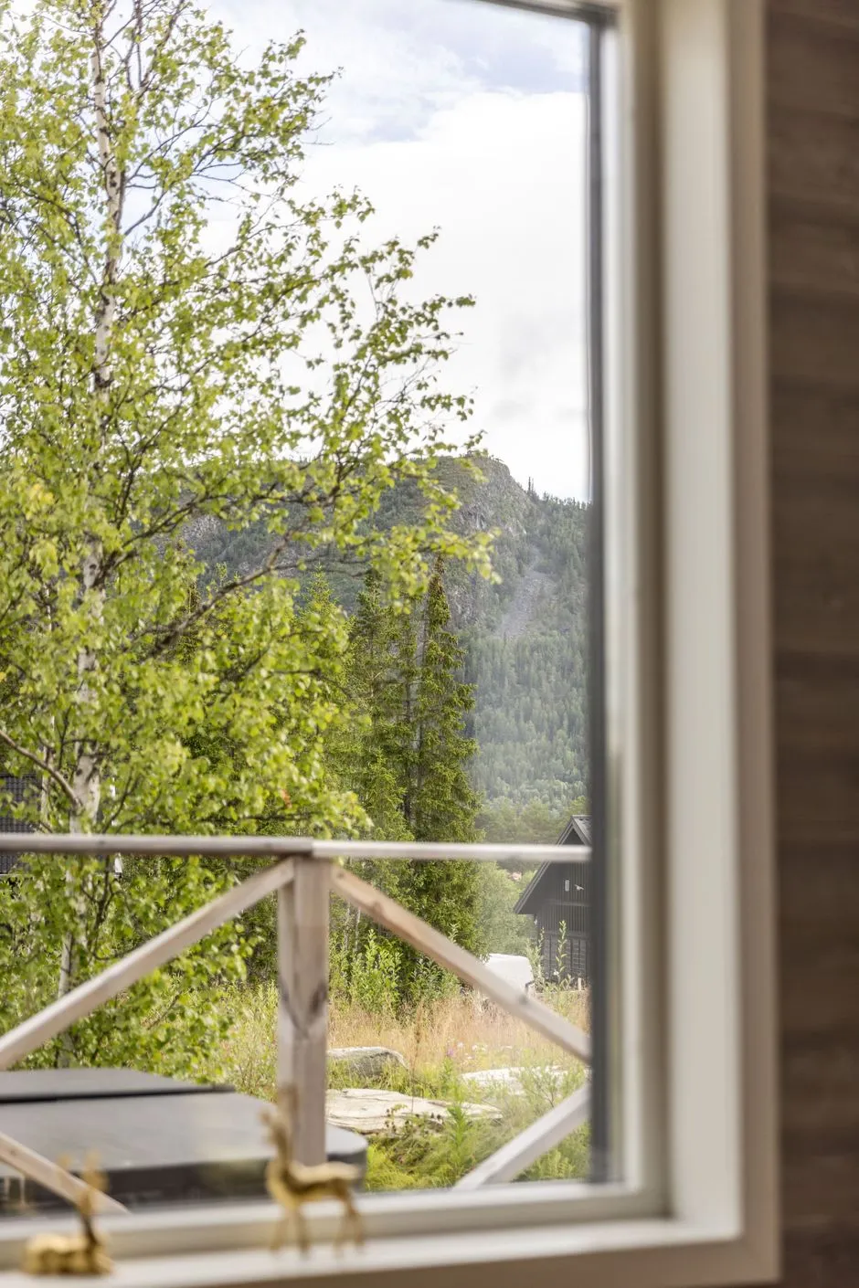 Contemporary 3-Bedroom House with Expansive Garden in Scenic Funäsdalen, Sweden - View image 25 of 34