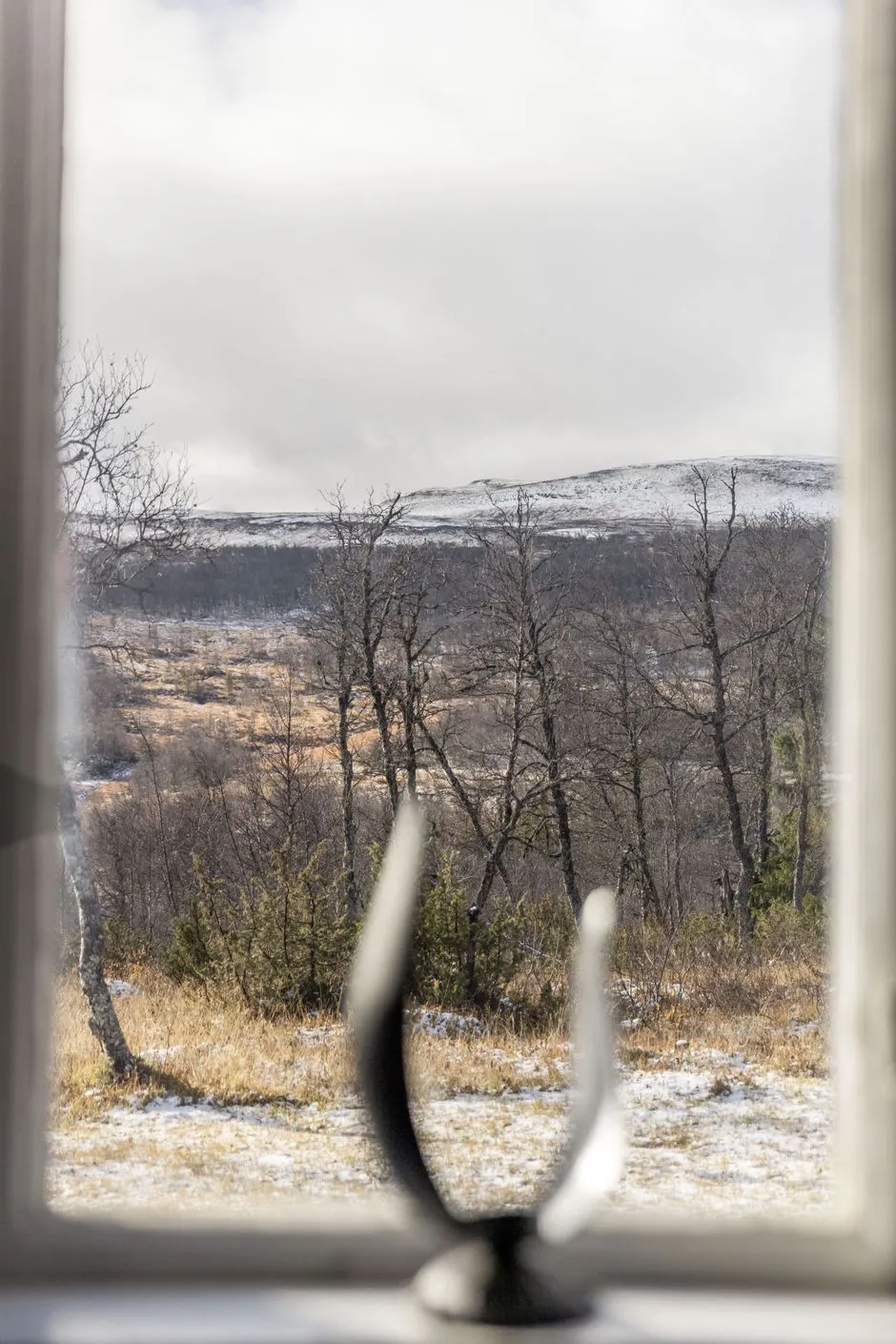 1950s Swedish Country House with Expansive Garden in Scenic Bruksvallarna - View image 9 of 23