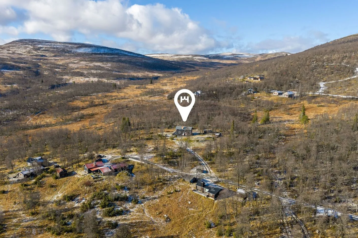 1950s Swedish Country House with Expansive Garden in Scenic Bruksvallarna - View image 22 of 23