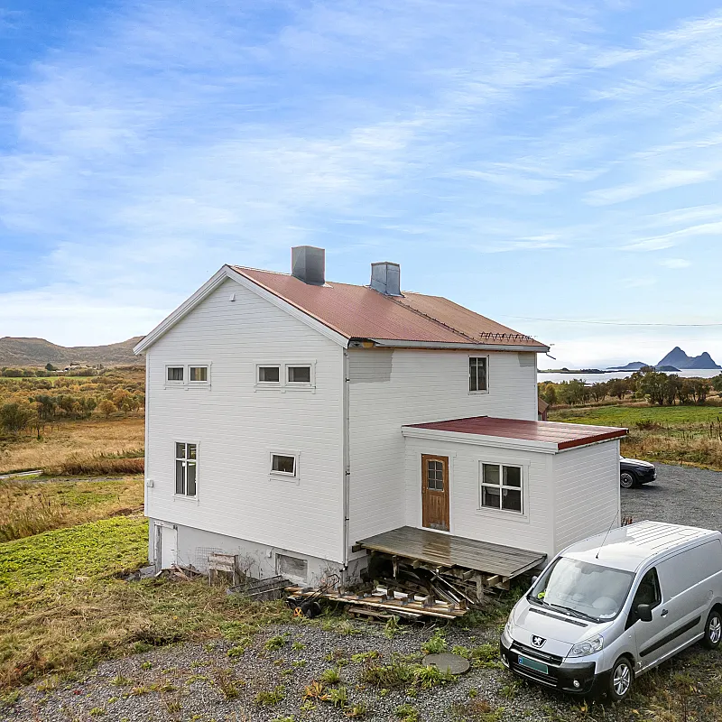 View image 28