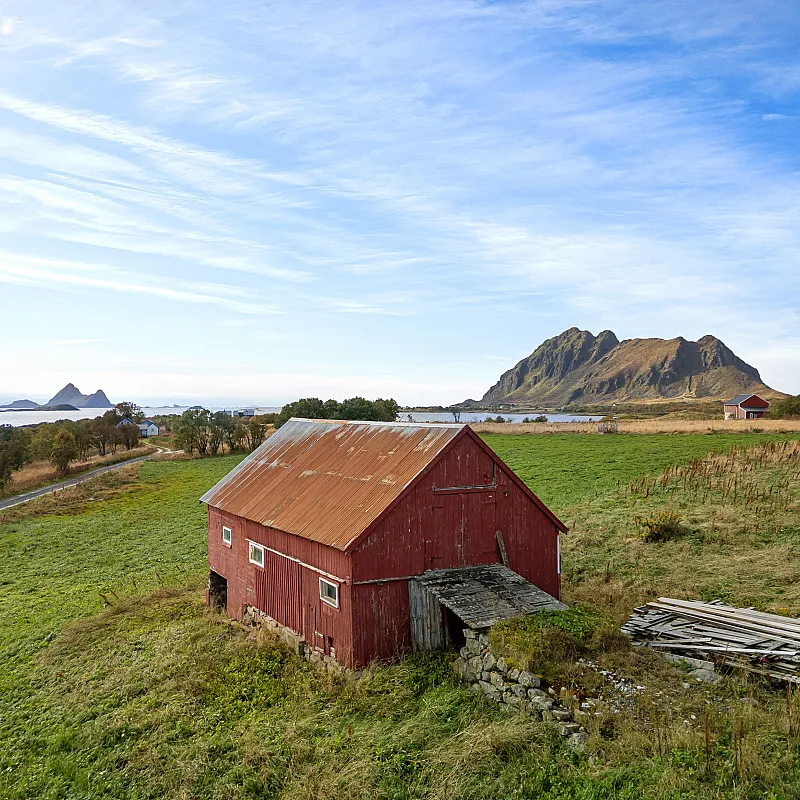 View image 32