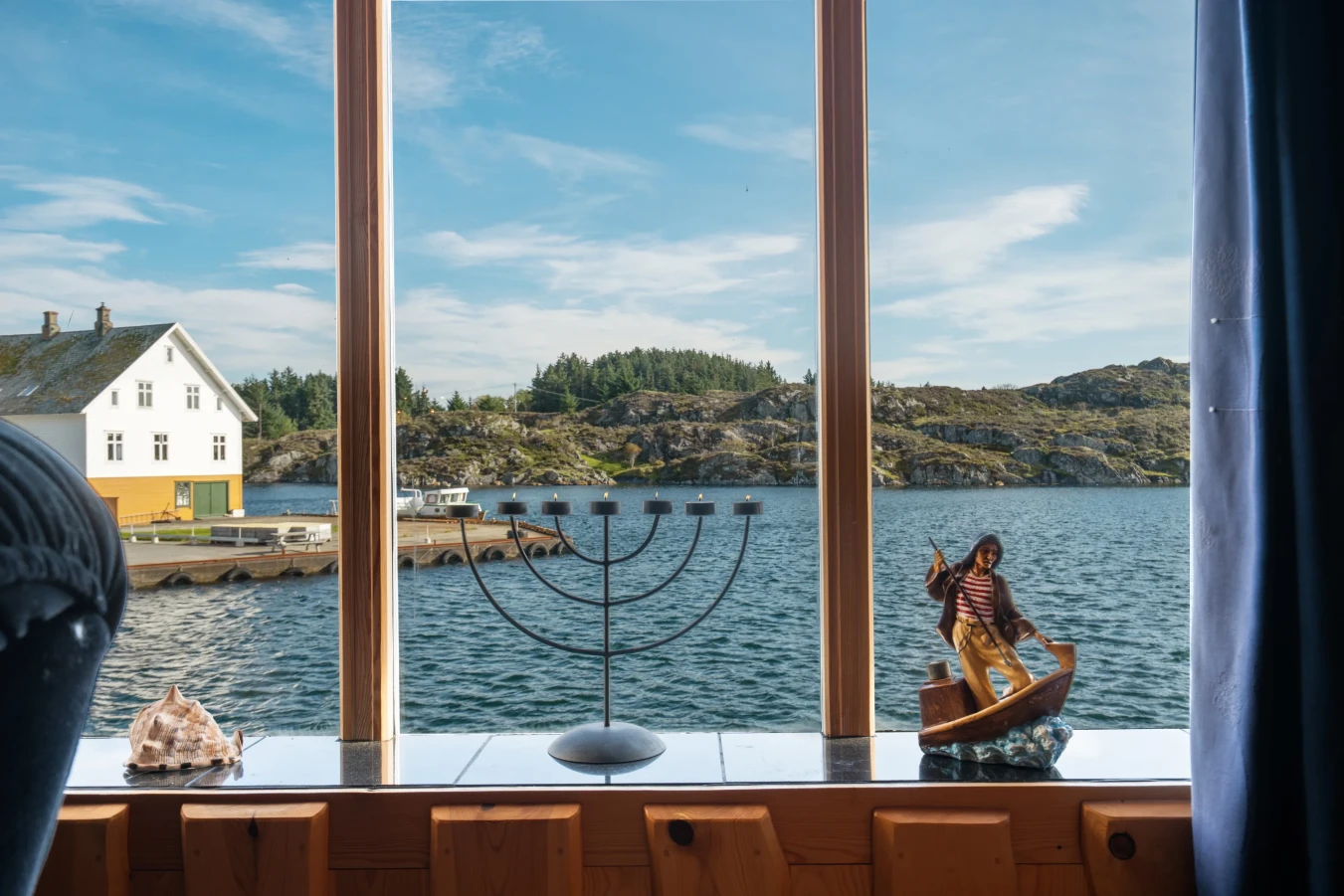 Early 20th-Century Cabin Near the Sea in Bremnes, Norway - View image 30 of 57