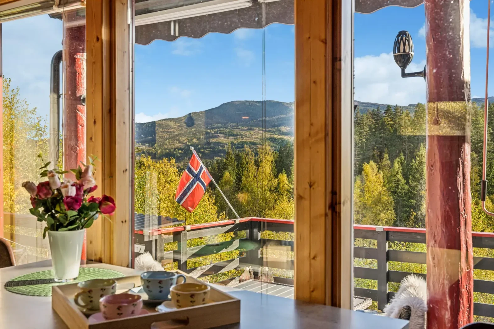1970s Eggedal Cabin with Terrace and Scenic Surroundings - View image 14 of 40