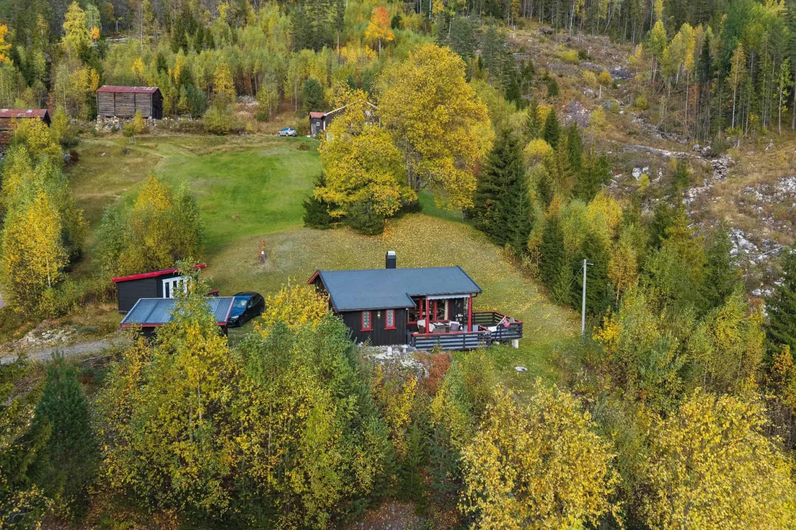 1970s Eggedal Cabin with Terrace and Scenic Surroundings - View image 34 of 40