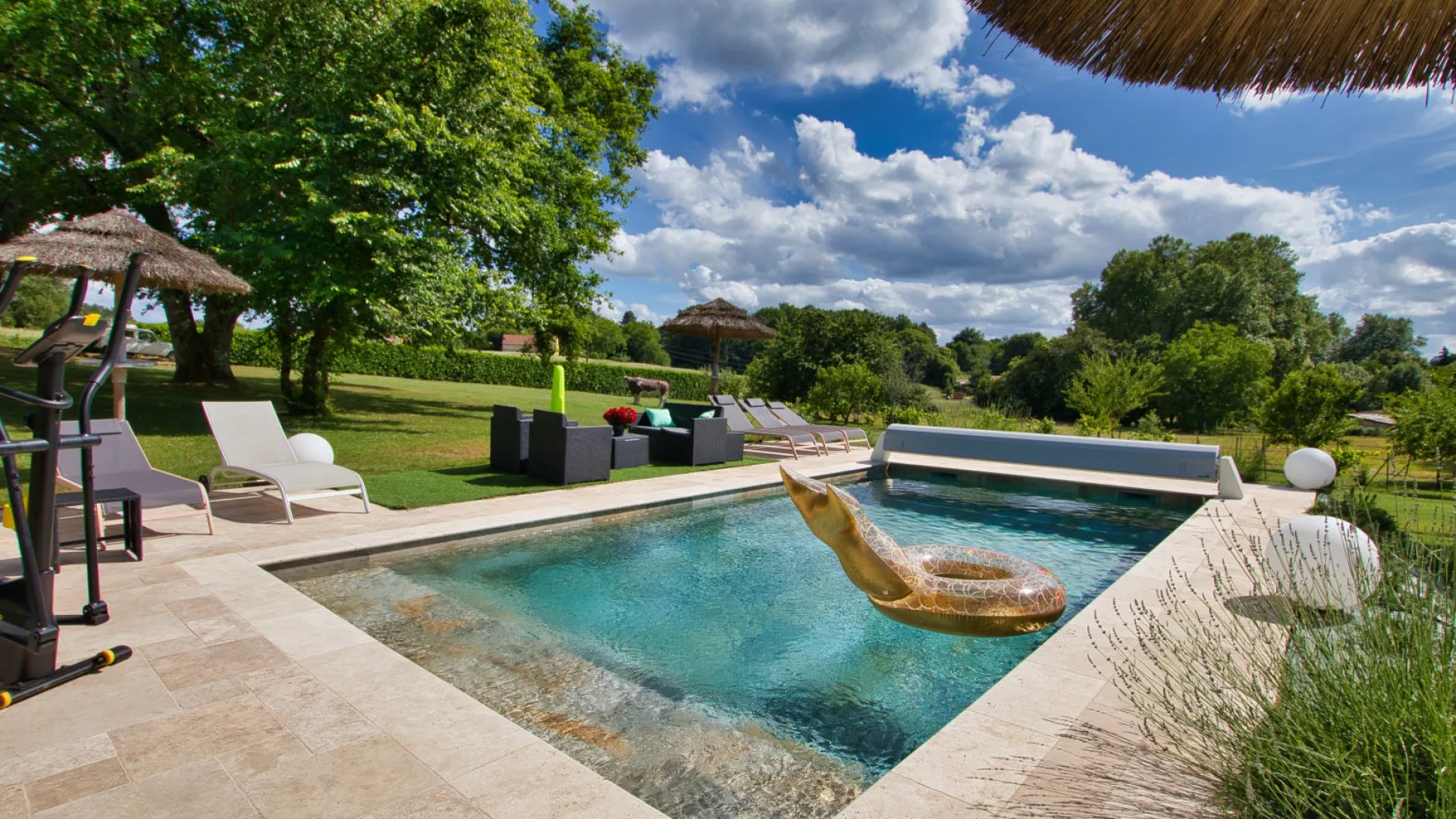 fxzQRibO9blLzsiAZrYJTFRUVjJs5fjQshmzLkvS